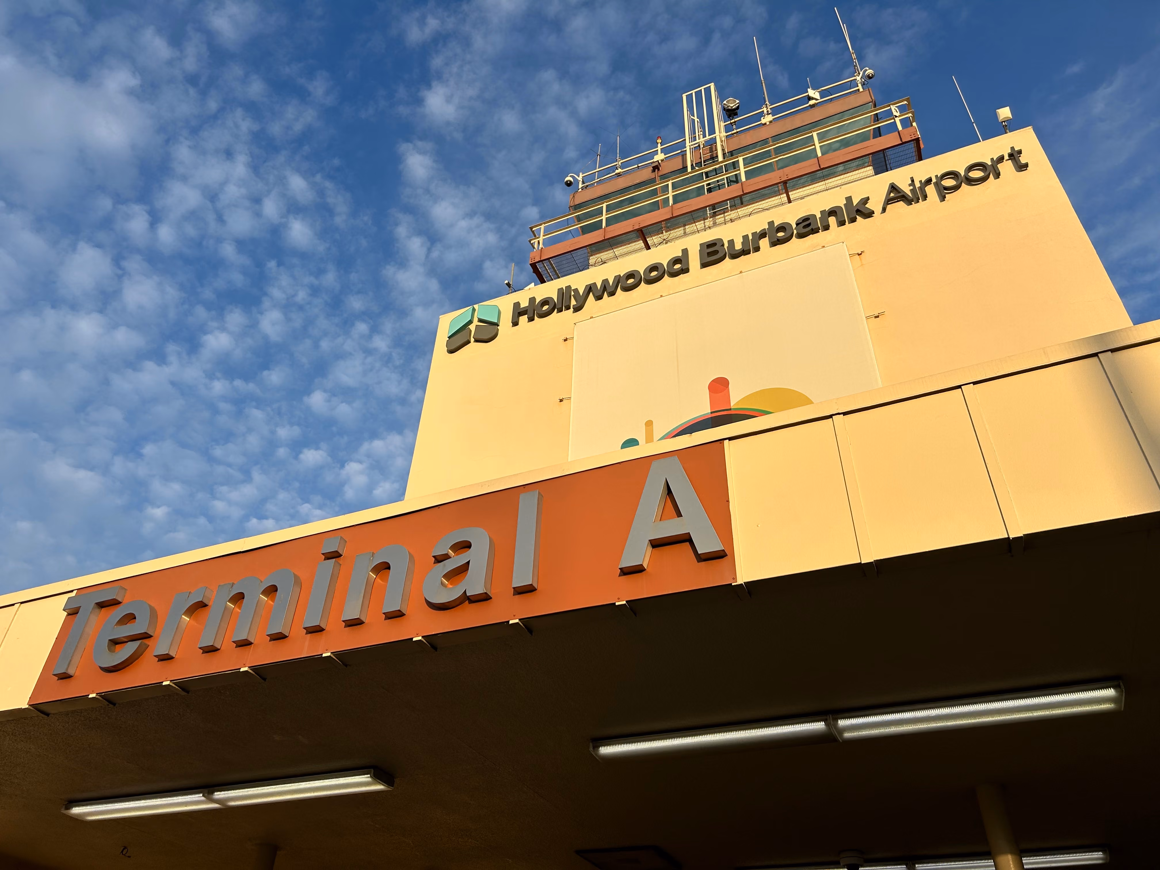 Hollywood Burbank Airport (BUR)