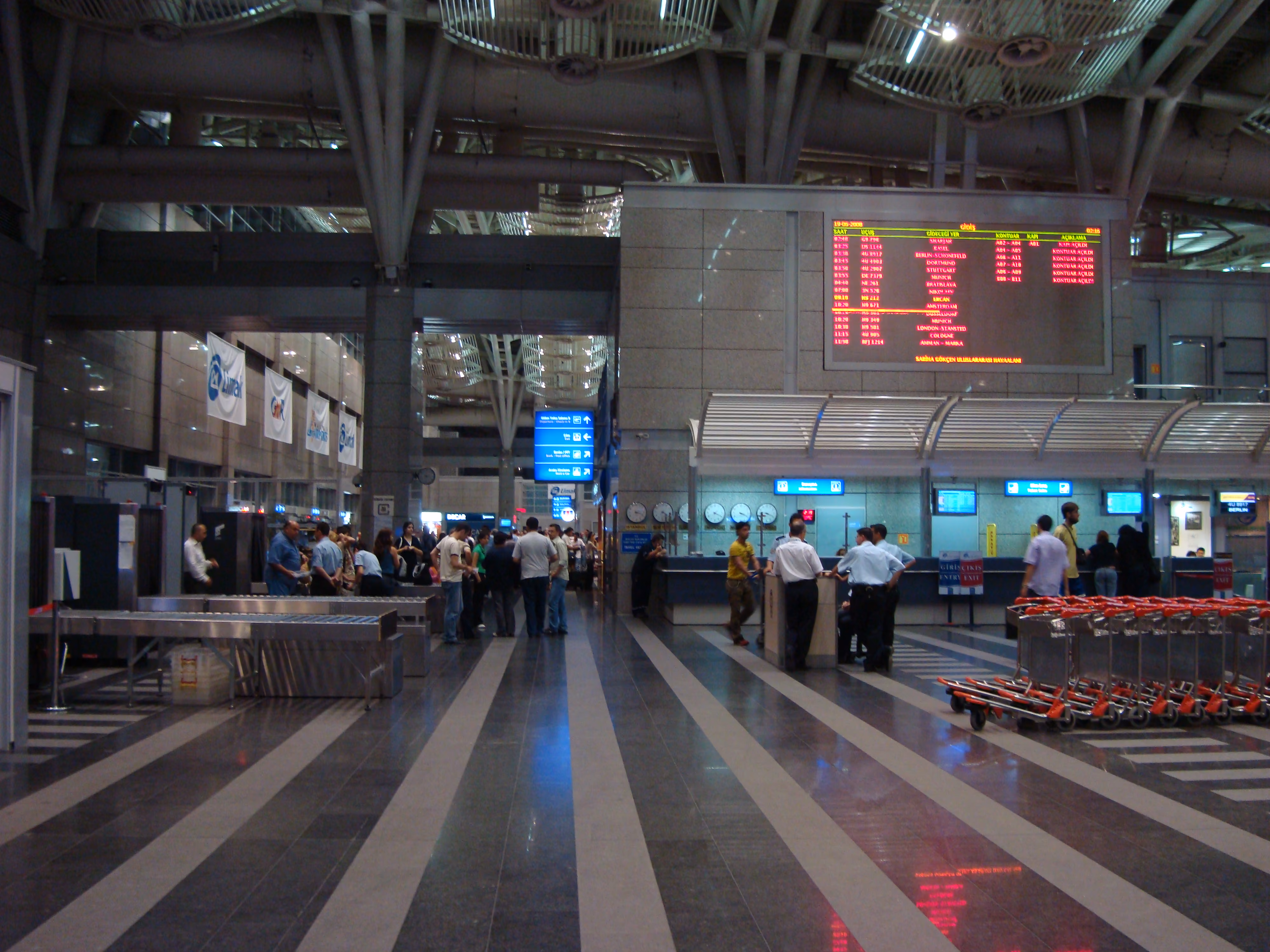 Sabiha Gökçen International Airport (SAW)
