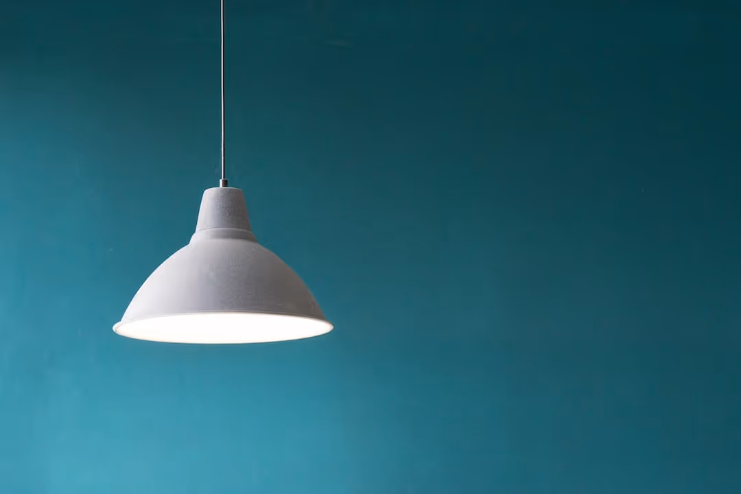 white pendant lamp