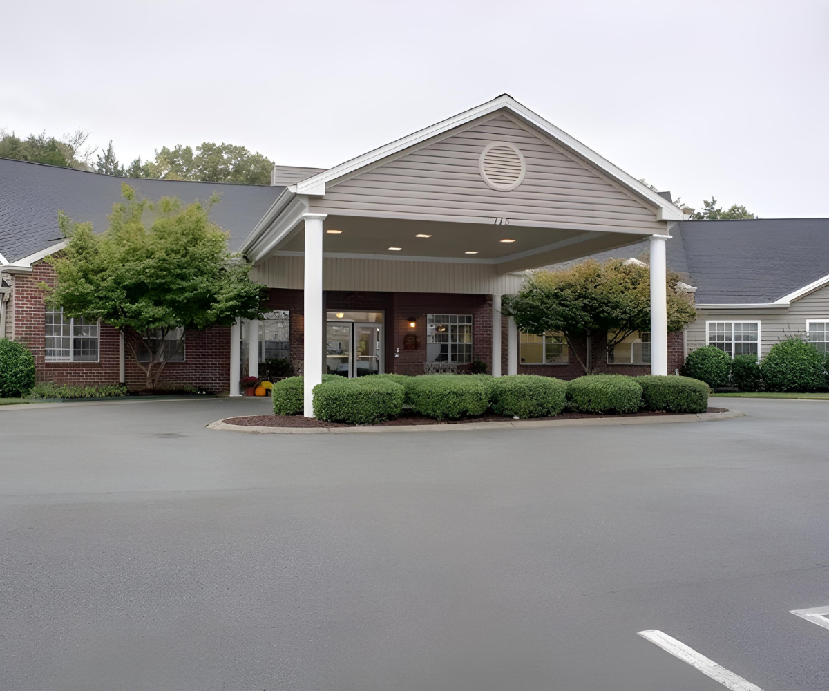 Lincoln Manor