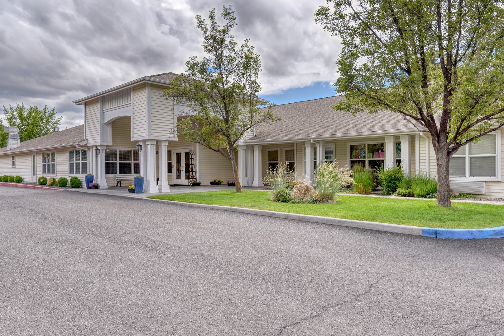 Awbrey Place Assisted Living and Memory Care