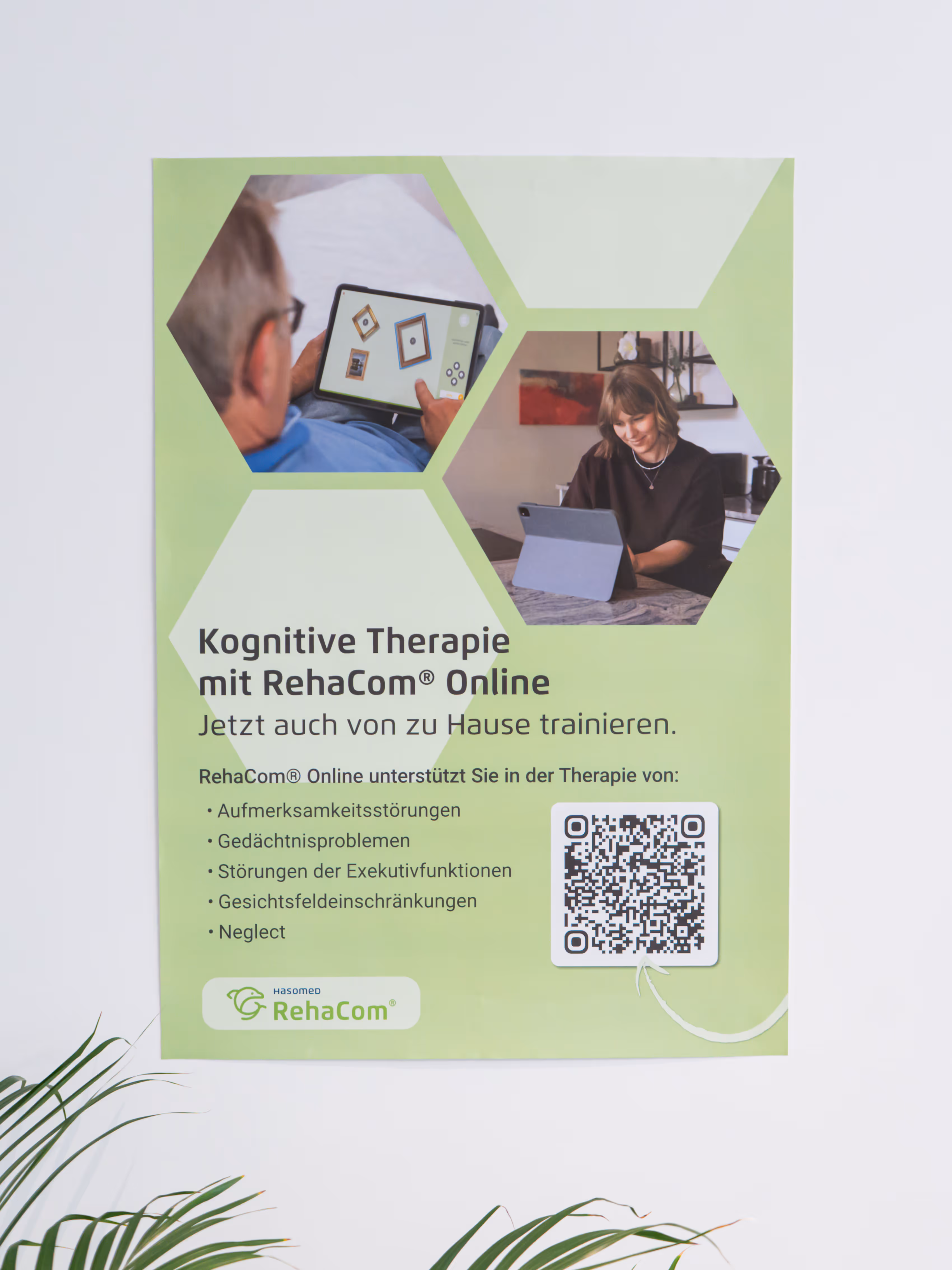Poster zu RehaCom® Online für die Werbung neuer Kund:innen in Praxen und Kliniken
