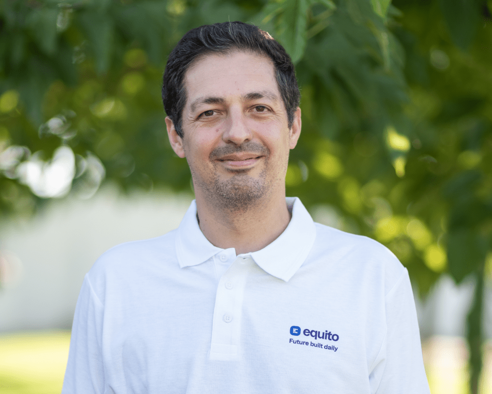 Nestor Mouzo Bruvera