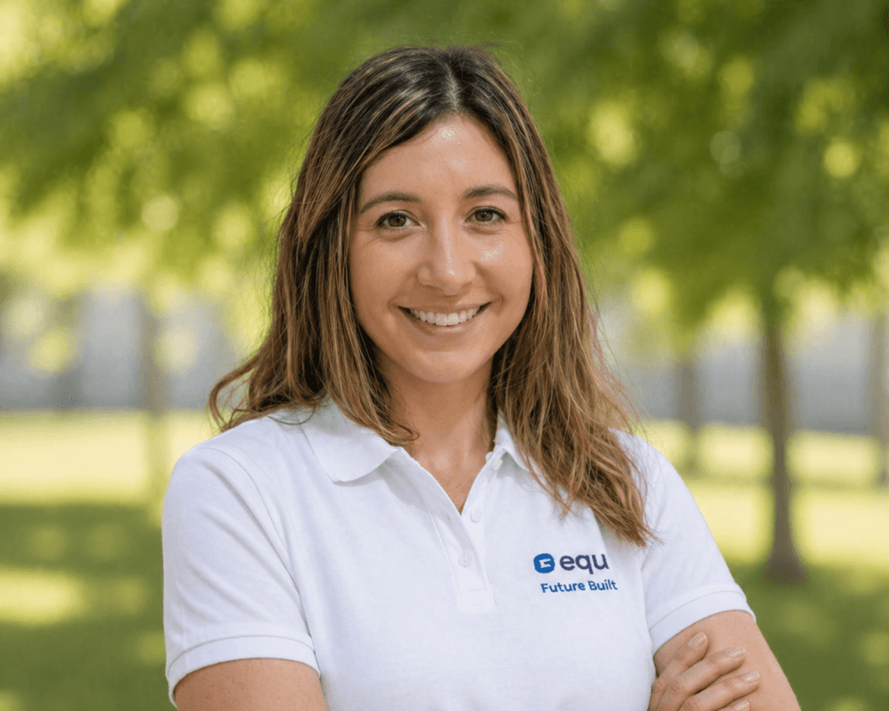 Mayra Lores