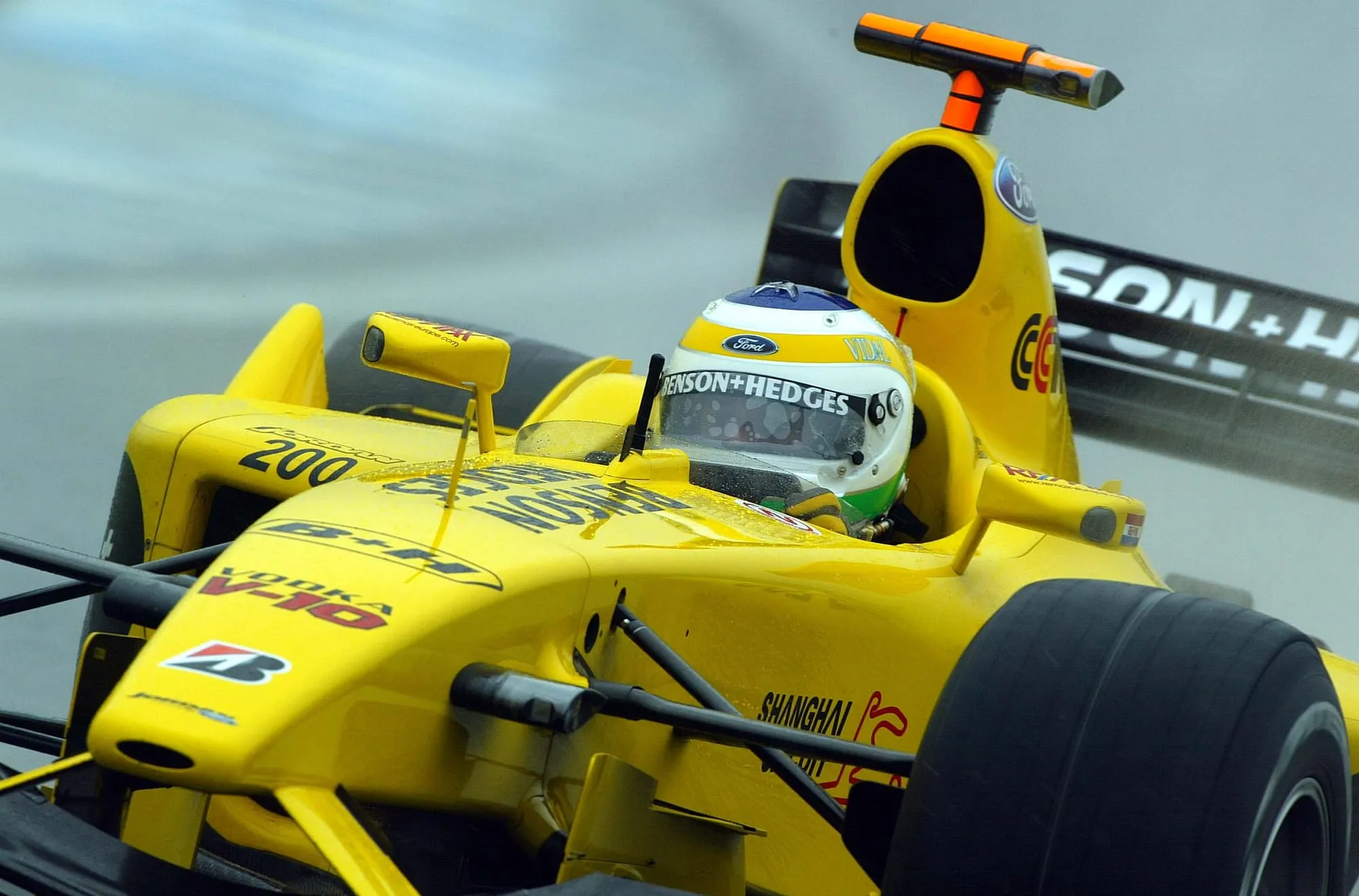 Découvrez l'incroyable odyssée de l'équipe Jordan en F1 🚗🏁