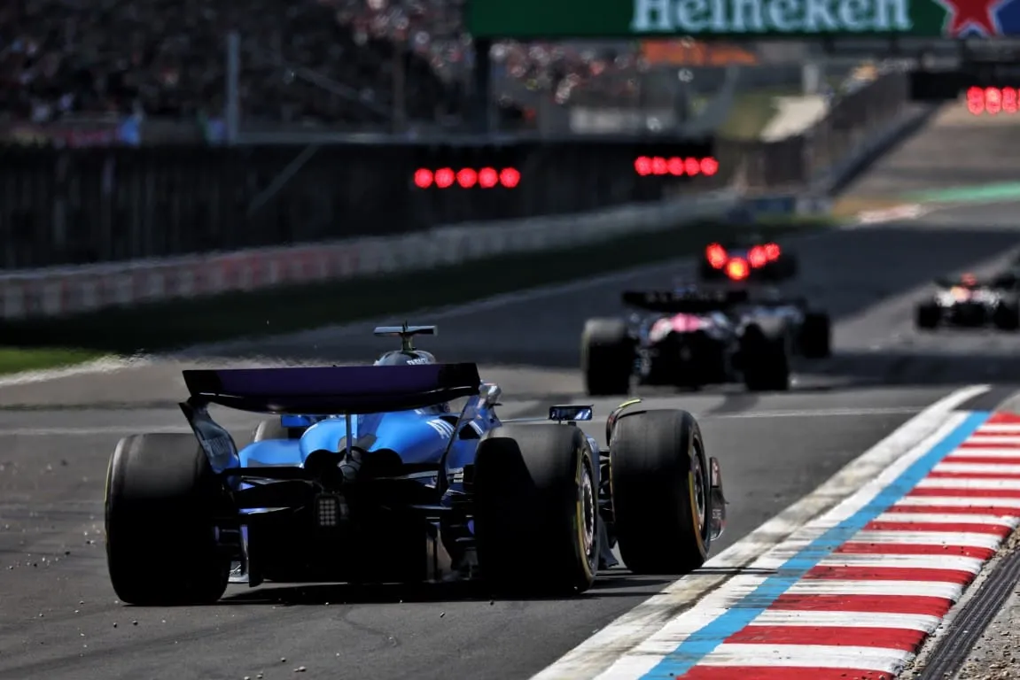 Amende pour Williams: Défaillance des cartes SD 💾 lors du Grand Prix de Chine
