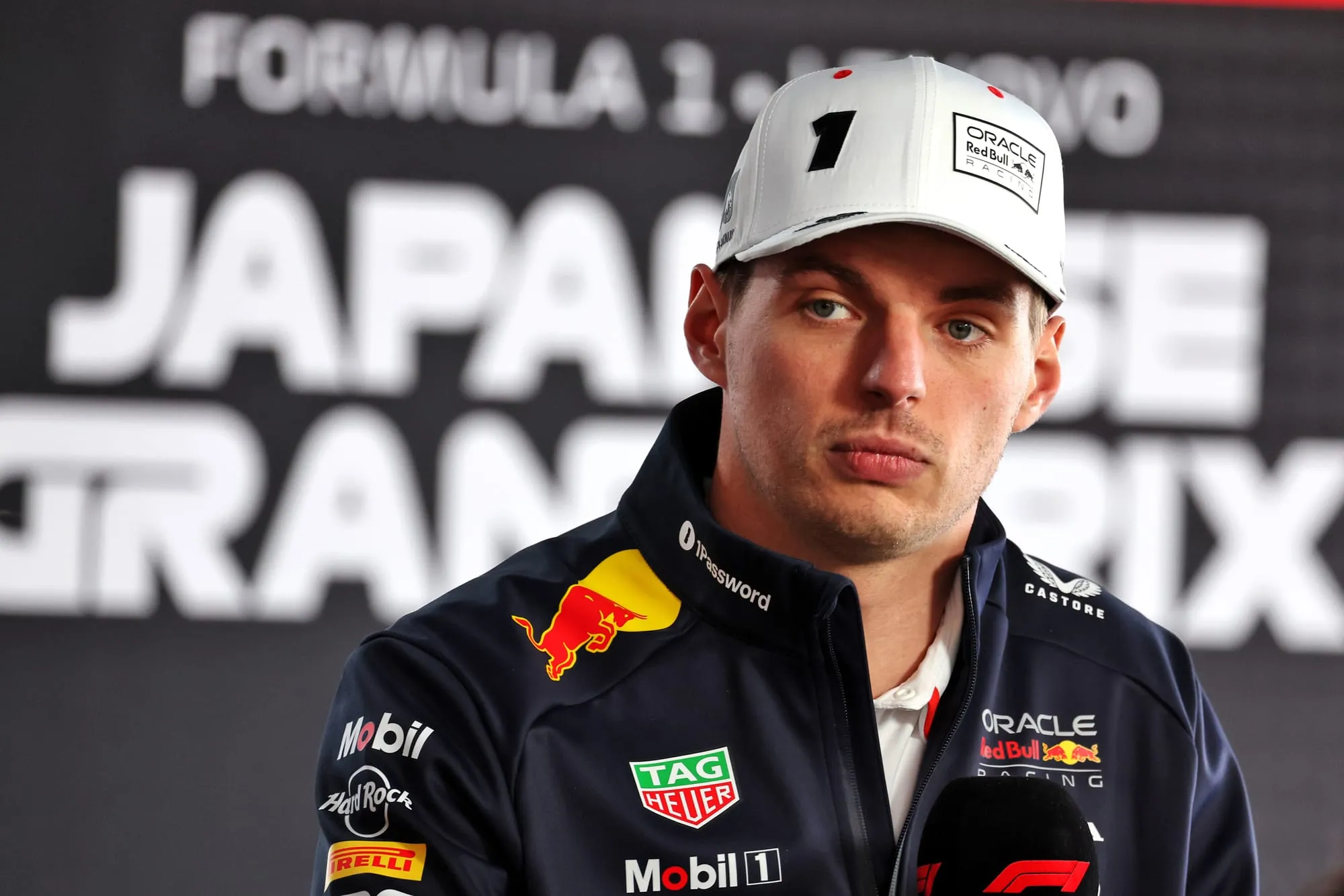 Max Verstappen critique la stratégie de Red Bull 🚀