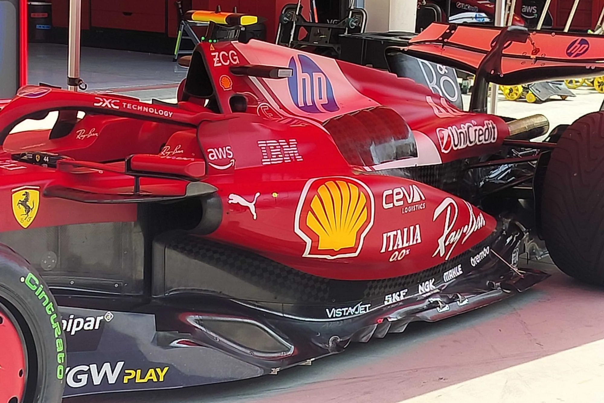 Nouvelles évolutions de la Ferrari SF-25 : que faut-il attendre du Grand Prix de Bahreïn ? 🚀