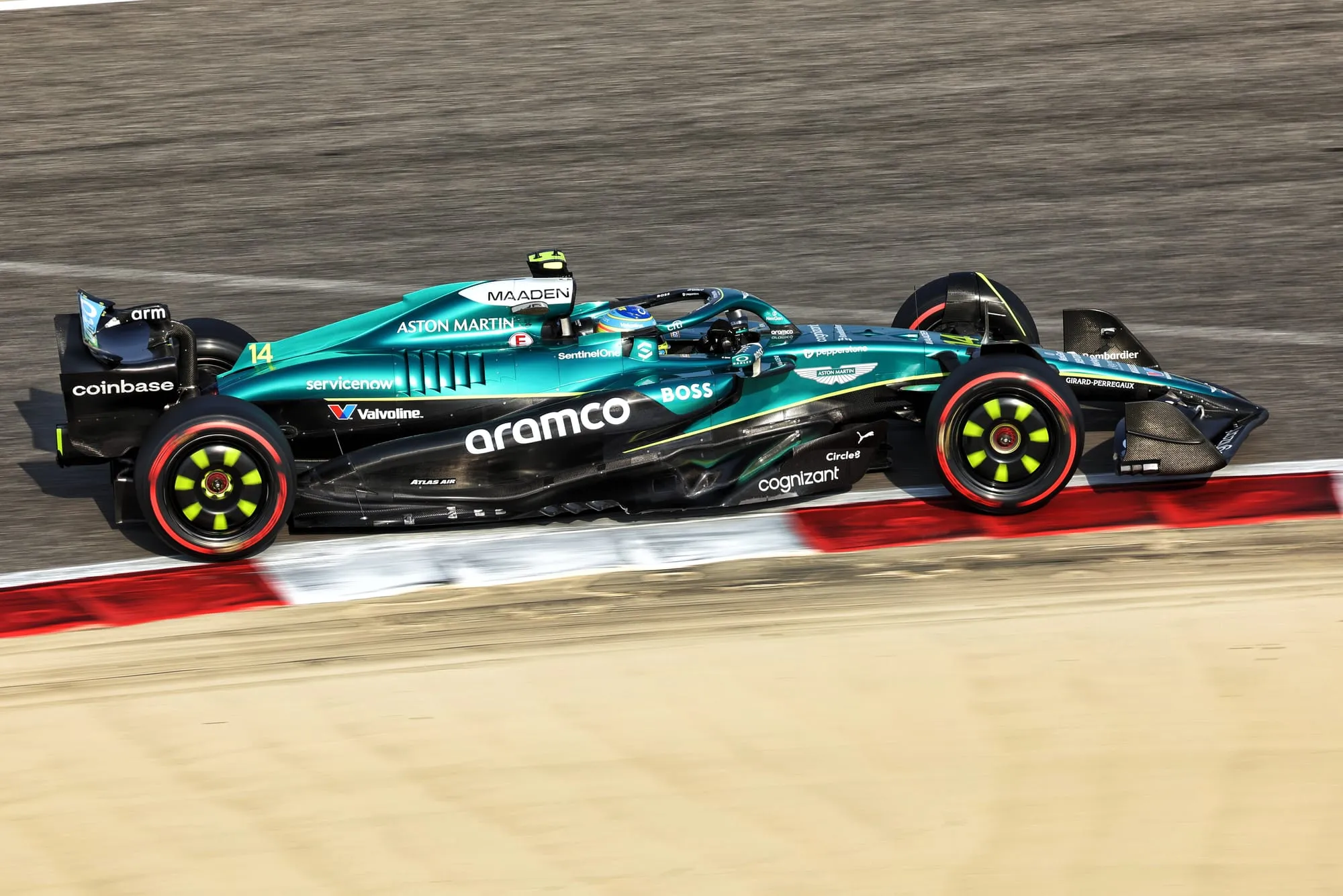 Aston Martin en 2025 : Comment une saison prometteuse tourne au cauchemar 🚨