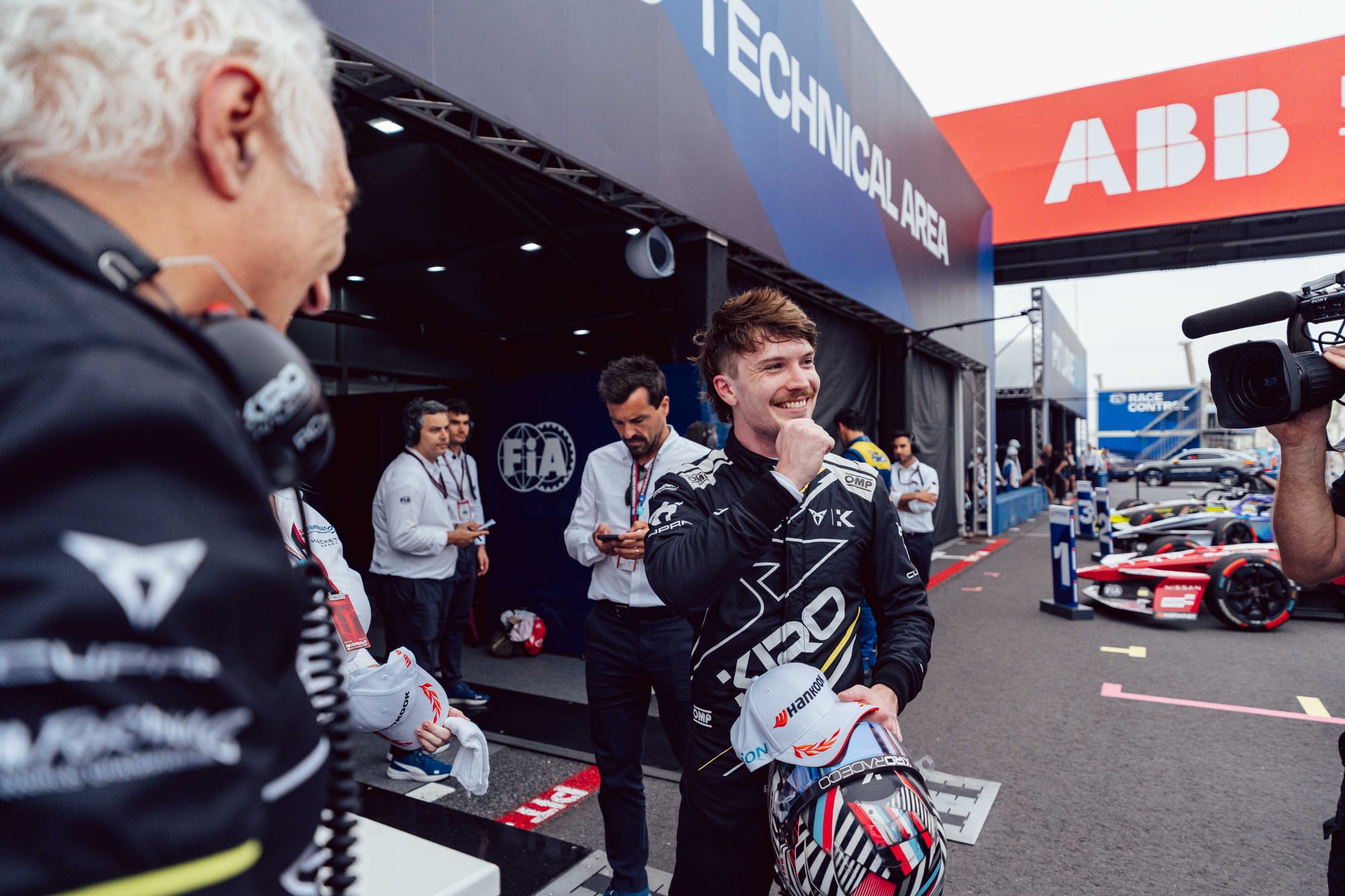 Ticktum avec son équipe actuelle