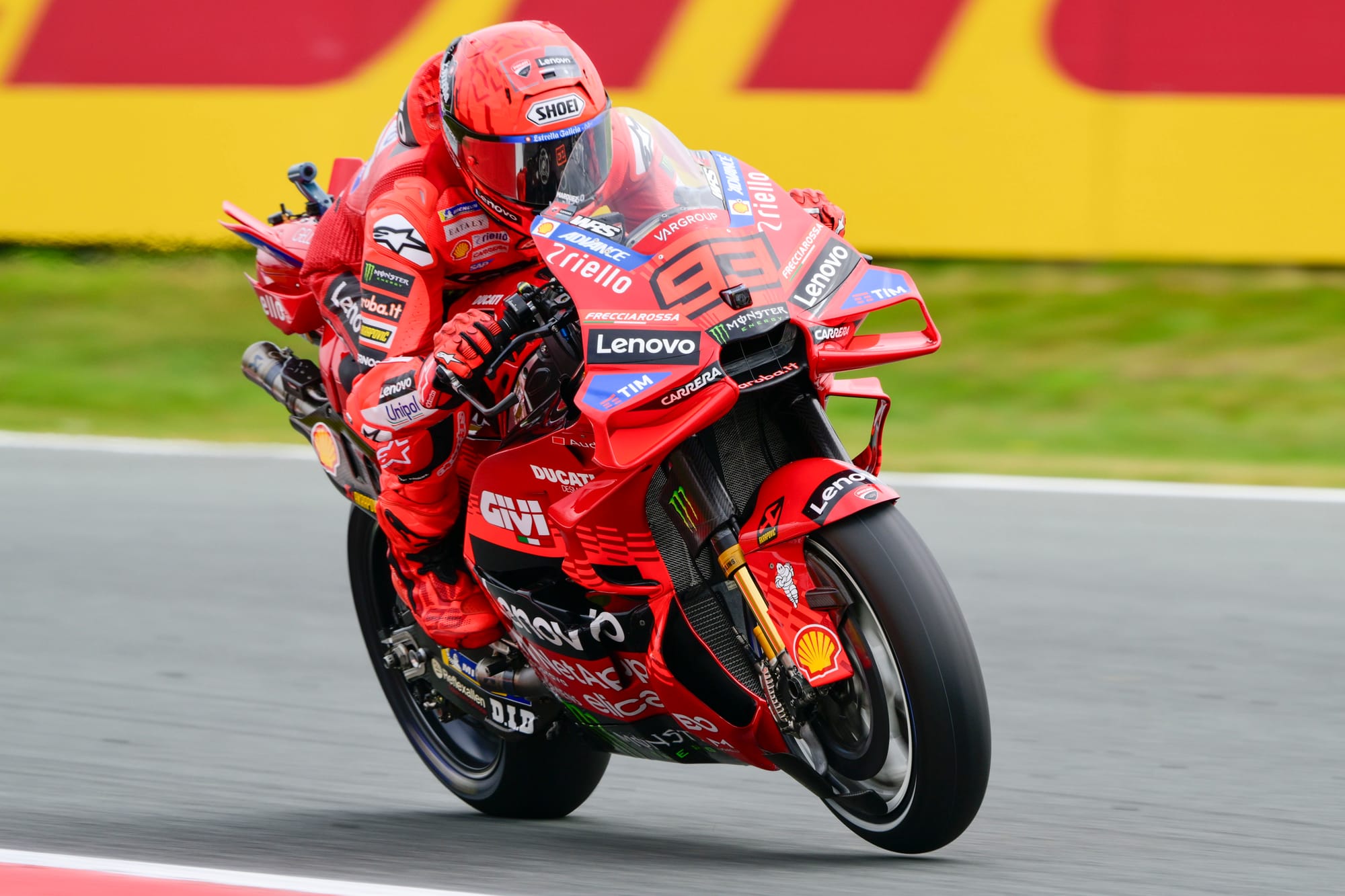 Marc Márquez chute lourdement puis réalise un chrono record à Assen 🚀🔥
