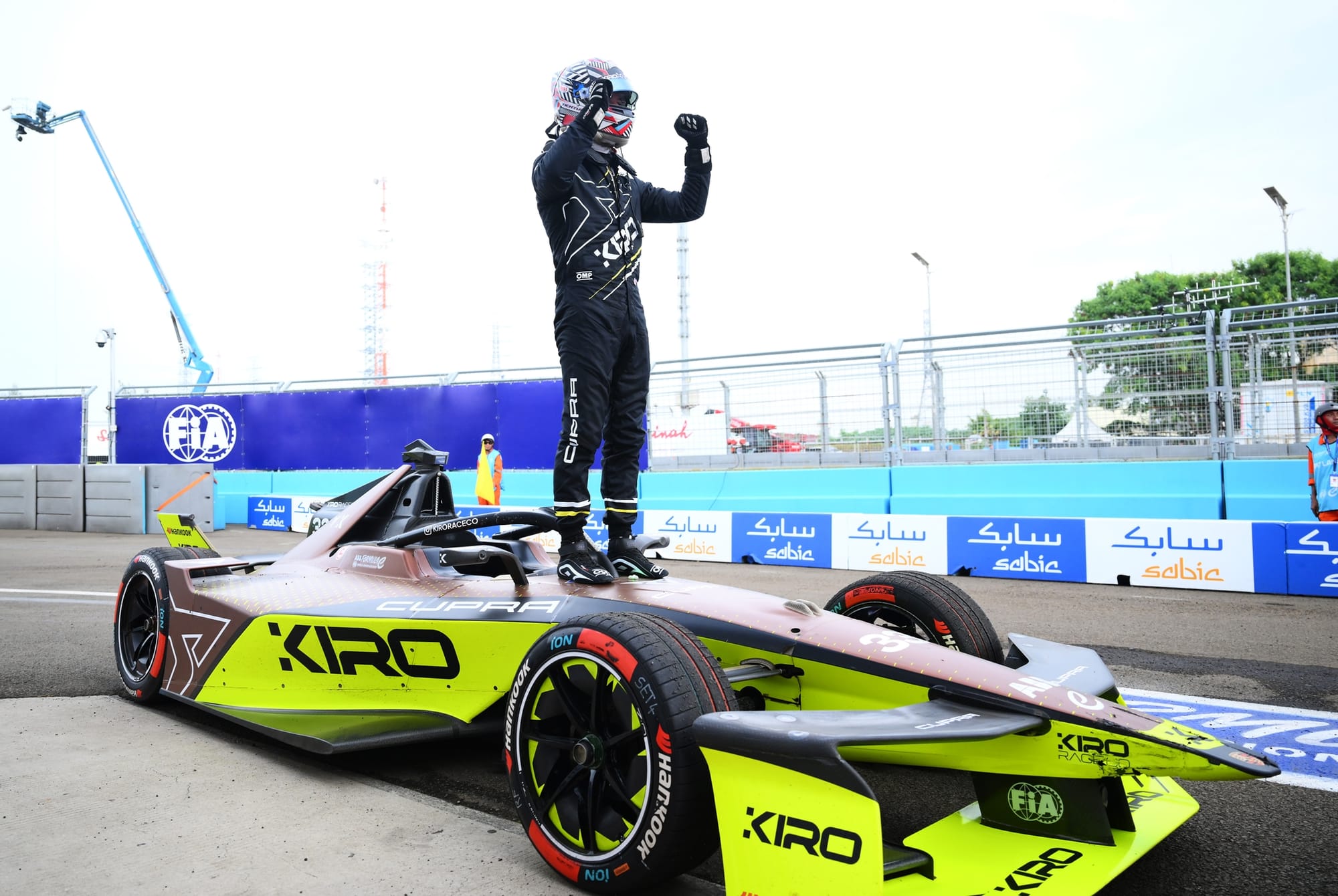 victoire historique de Ticktum à l'ePrix de Jakarta 2025