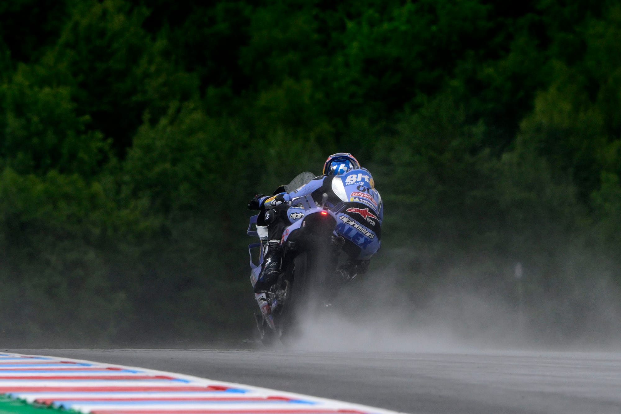 Sauvetage Fou en MotoGP : Le Sprint Mémorable d’Alex Marquez pour Sauver sa Place en Q2 🏍️🔥