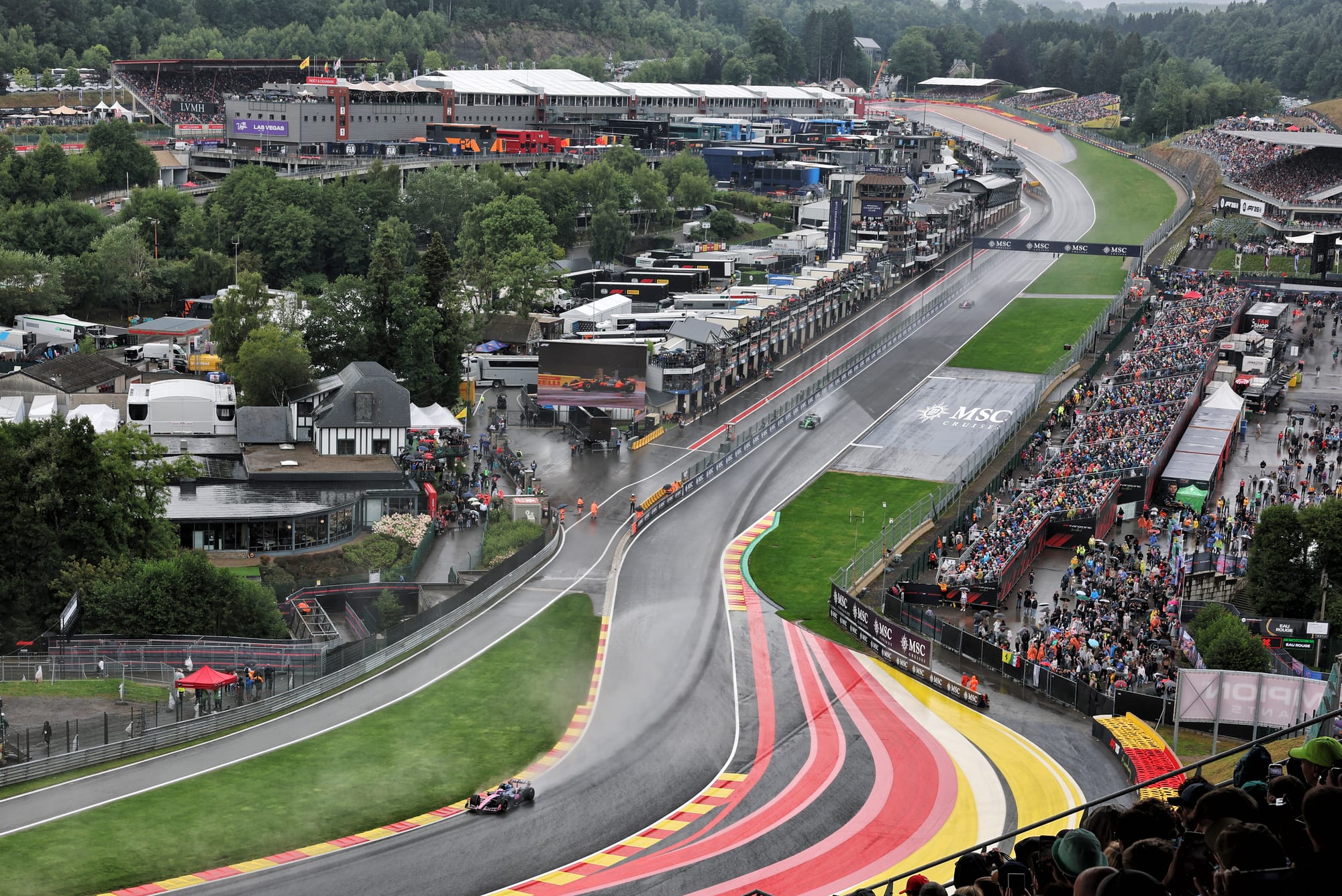 Nous avons déjà perdu assez de pilotes - un plaidoyer pour plus de sécurité en F1 sous la pluie