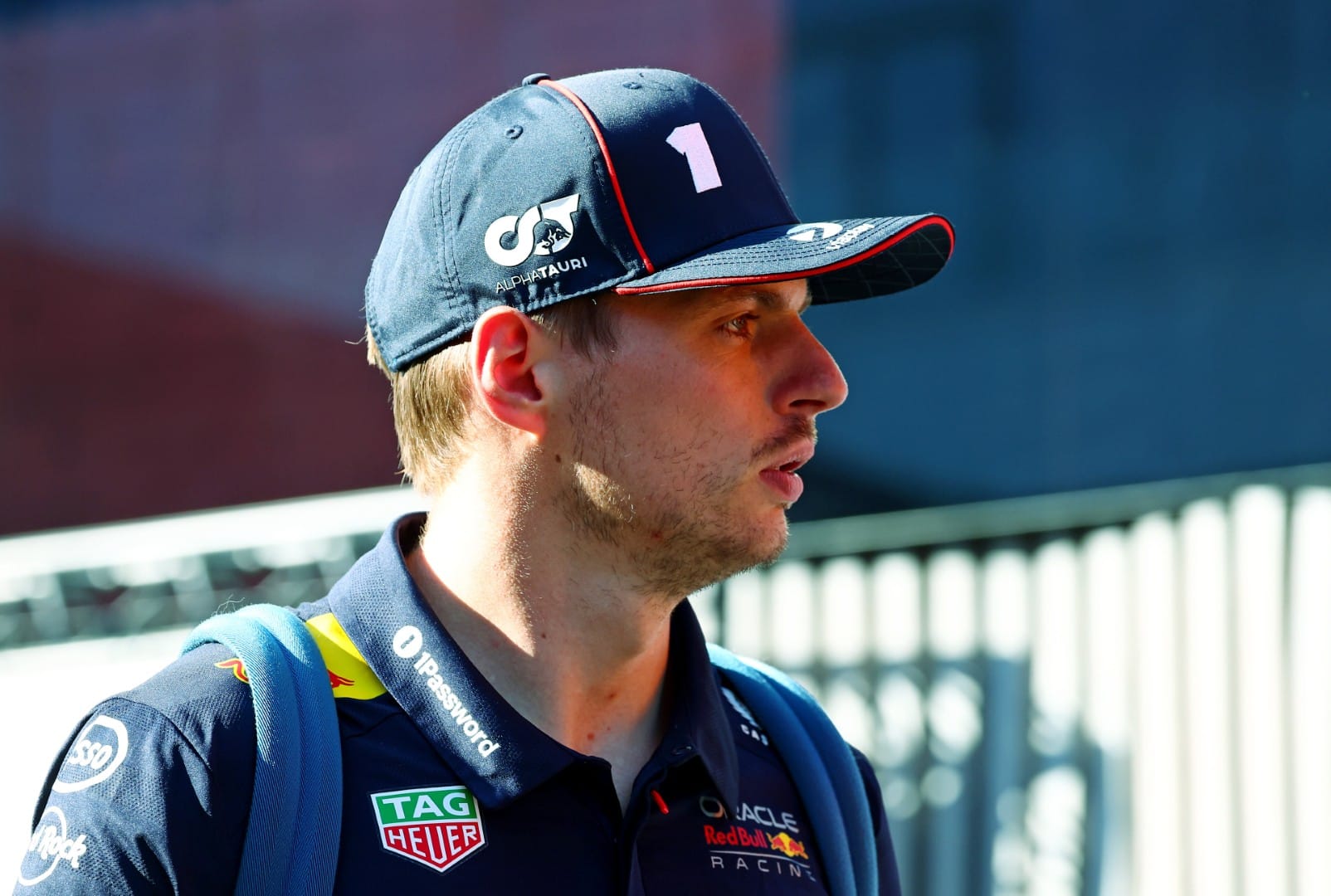 La poursuite de Verstappen par Mercedes inquiétait plus Russell qu'il ne l'admettait