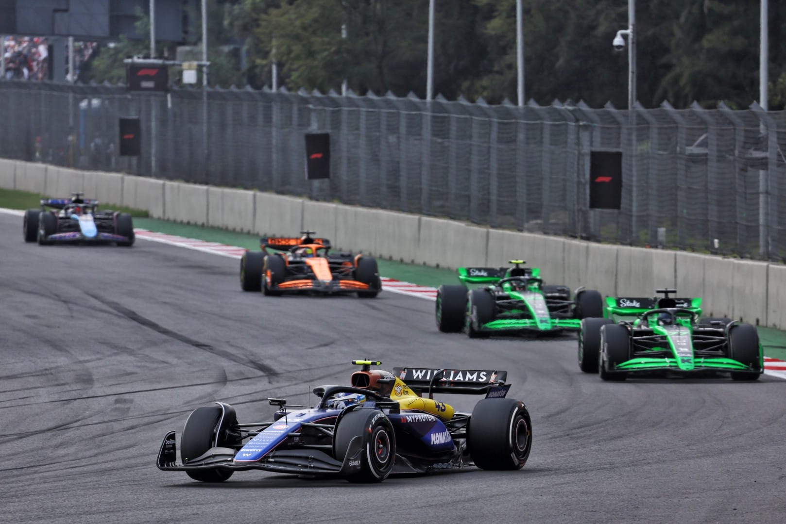 Pourquoi le pneu le plus tendre de la F1 va beaucoup changer en 2026