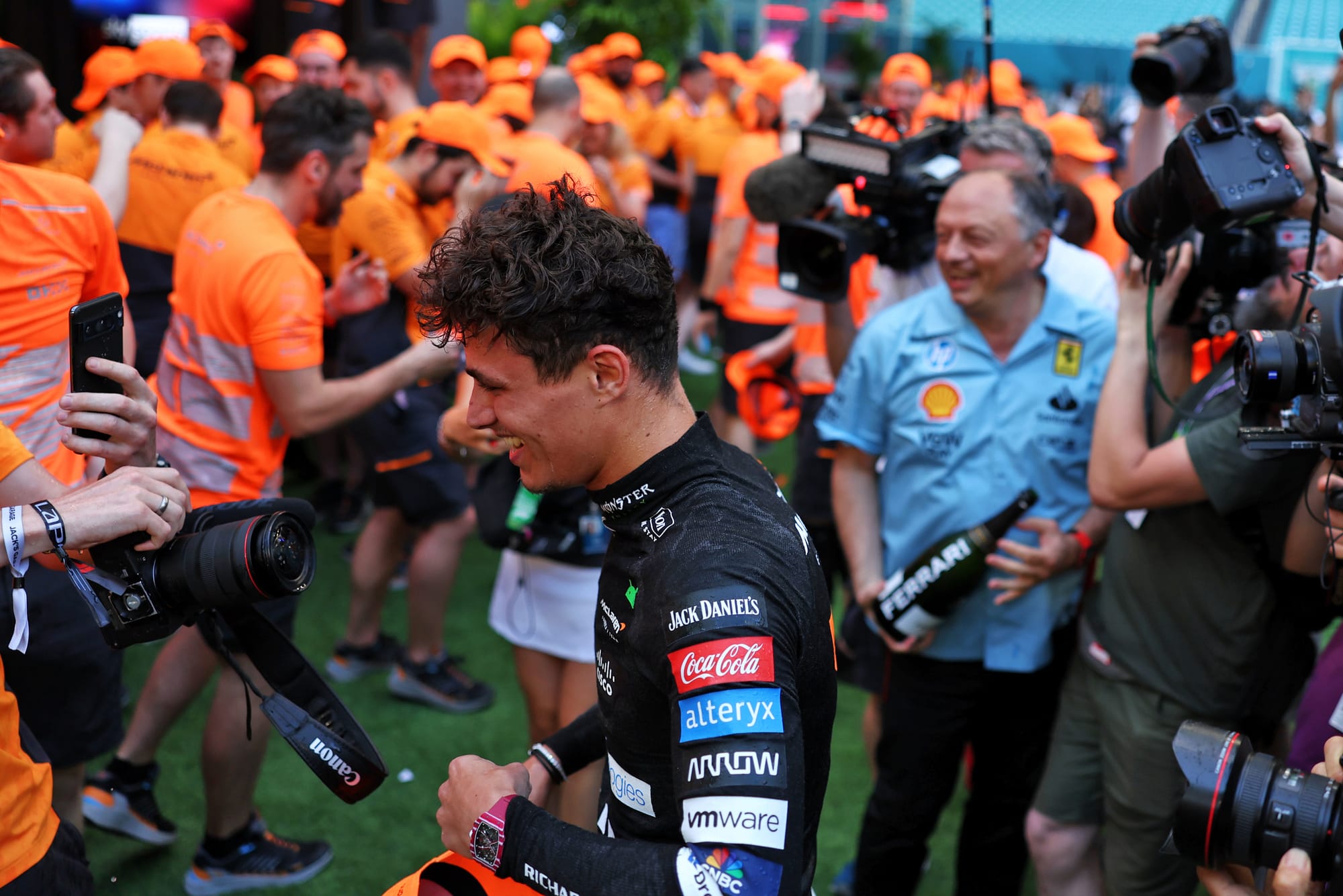 Brown rencontre le nouveau directeur de Red Bull après une rivalité qui est allée trop loin
