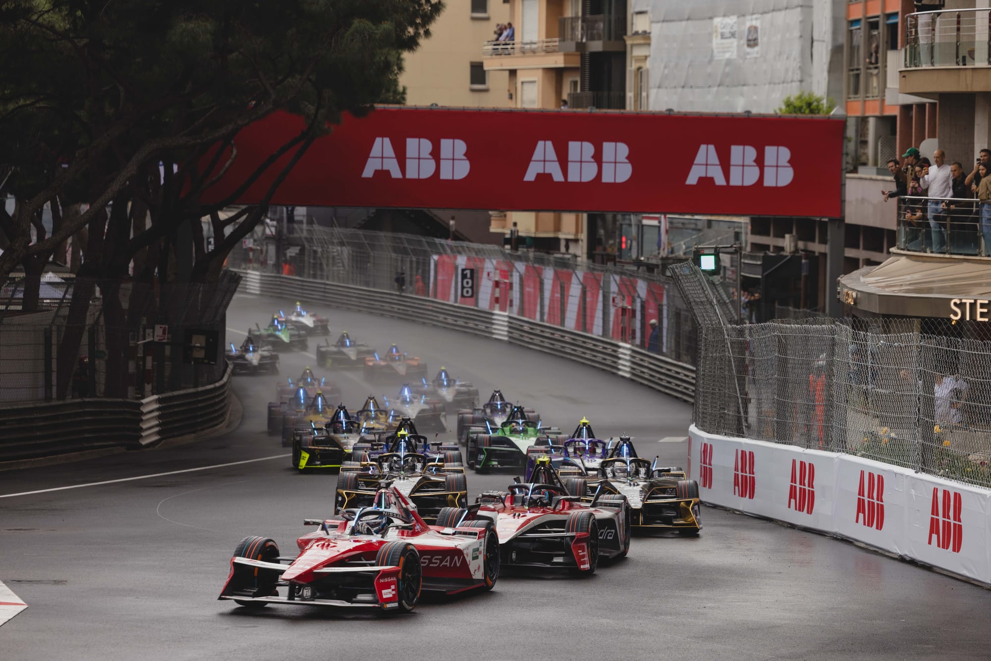 Saison 2024-2025 de Formule E : classement, surprises et révélations ⚡