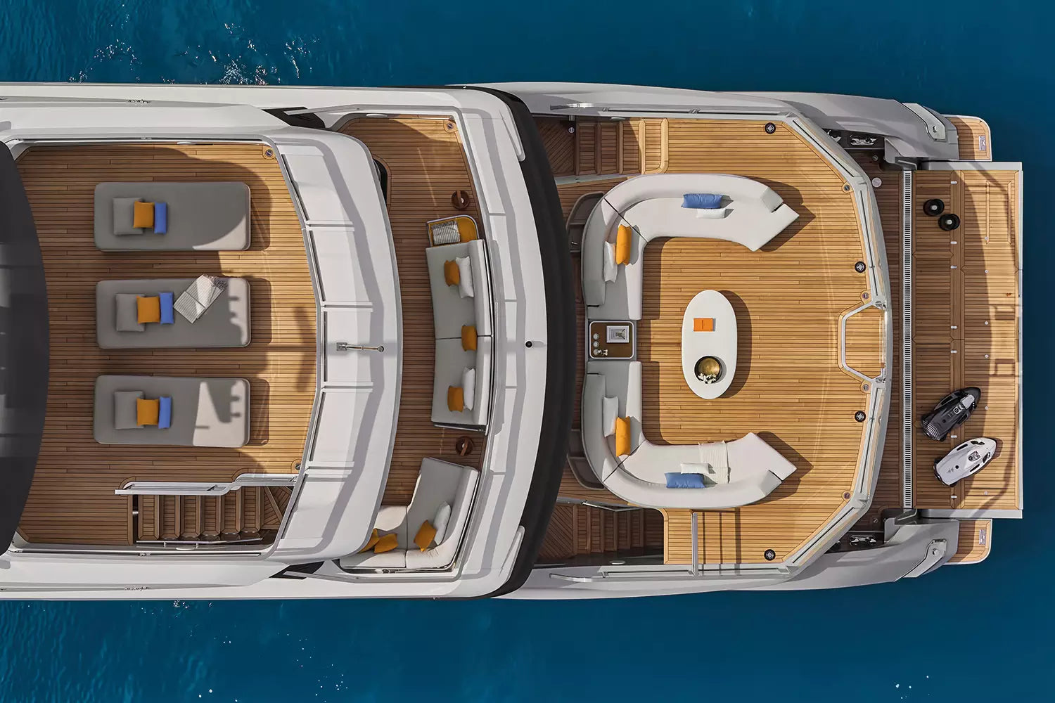 Vue aérienne du yacht