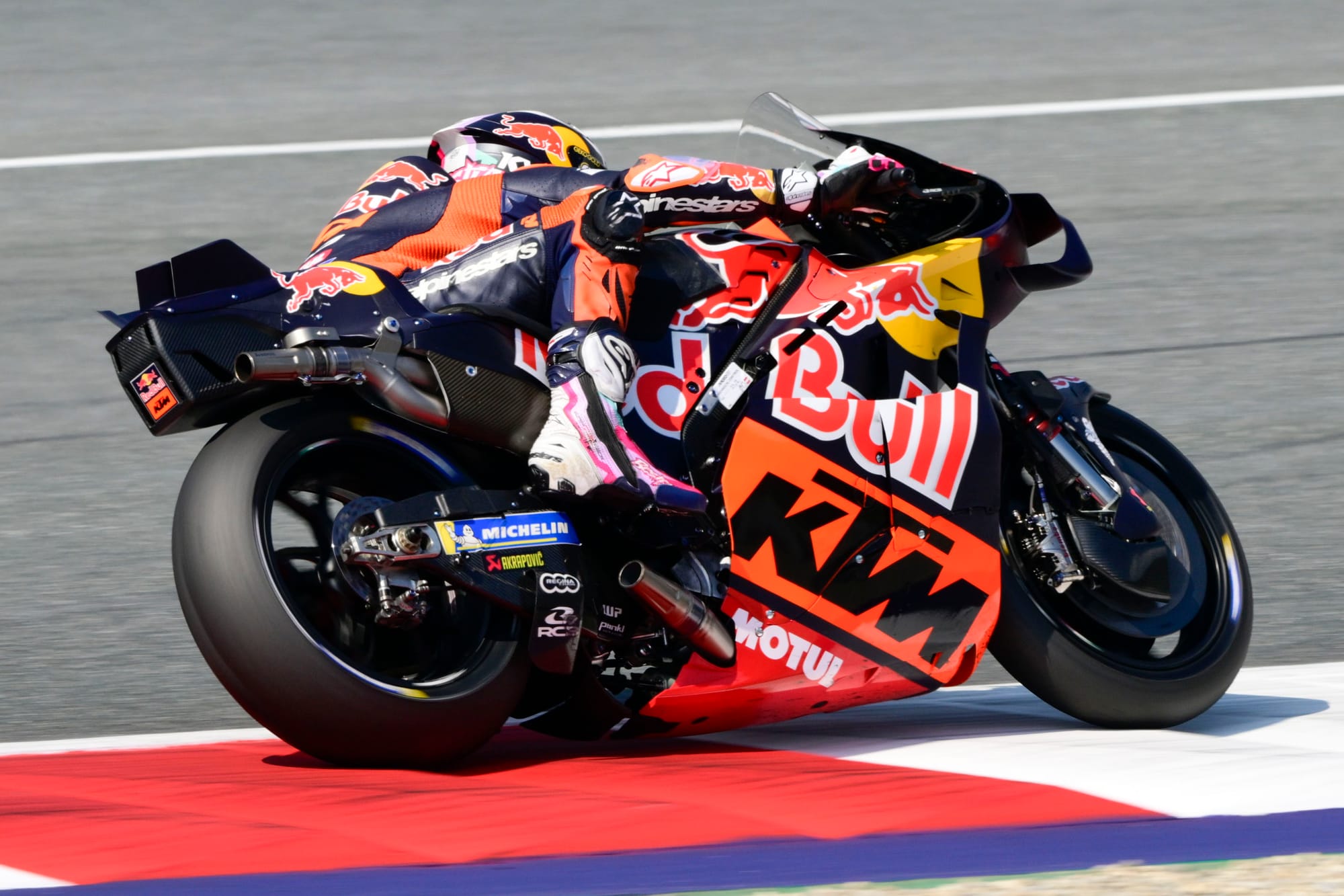 Tech3 MotoGP : Poncharal dément la vente du team à Guenther Steiner et fait le point sur l'avenir 🔥