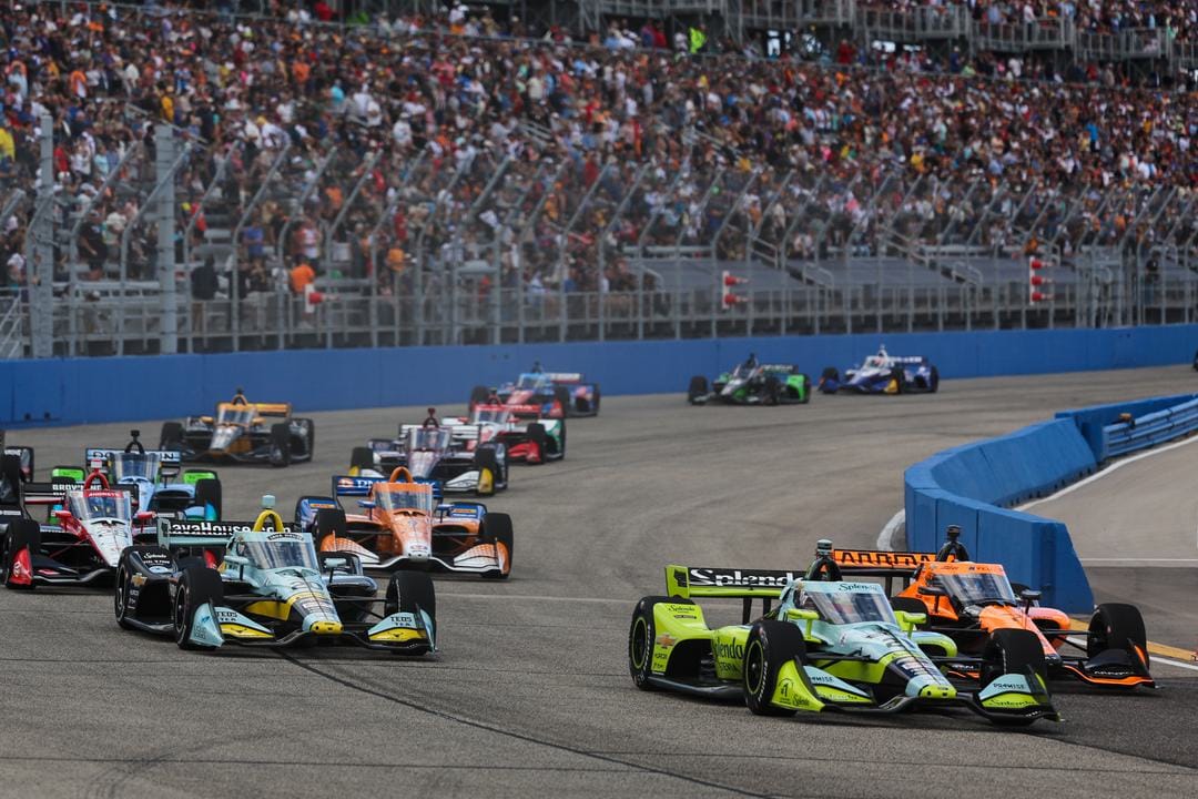 IndyCar à Milwaukee : Rebonds, Succès et Déceptions – Le Grand Récit de la Saison !