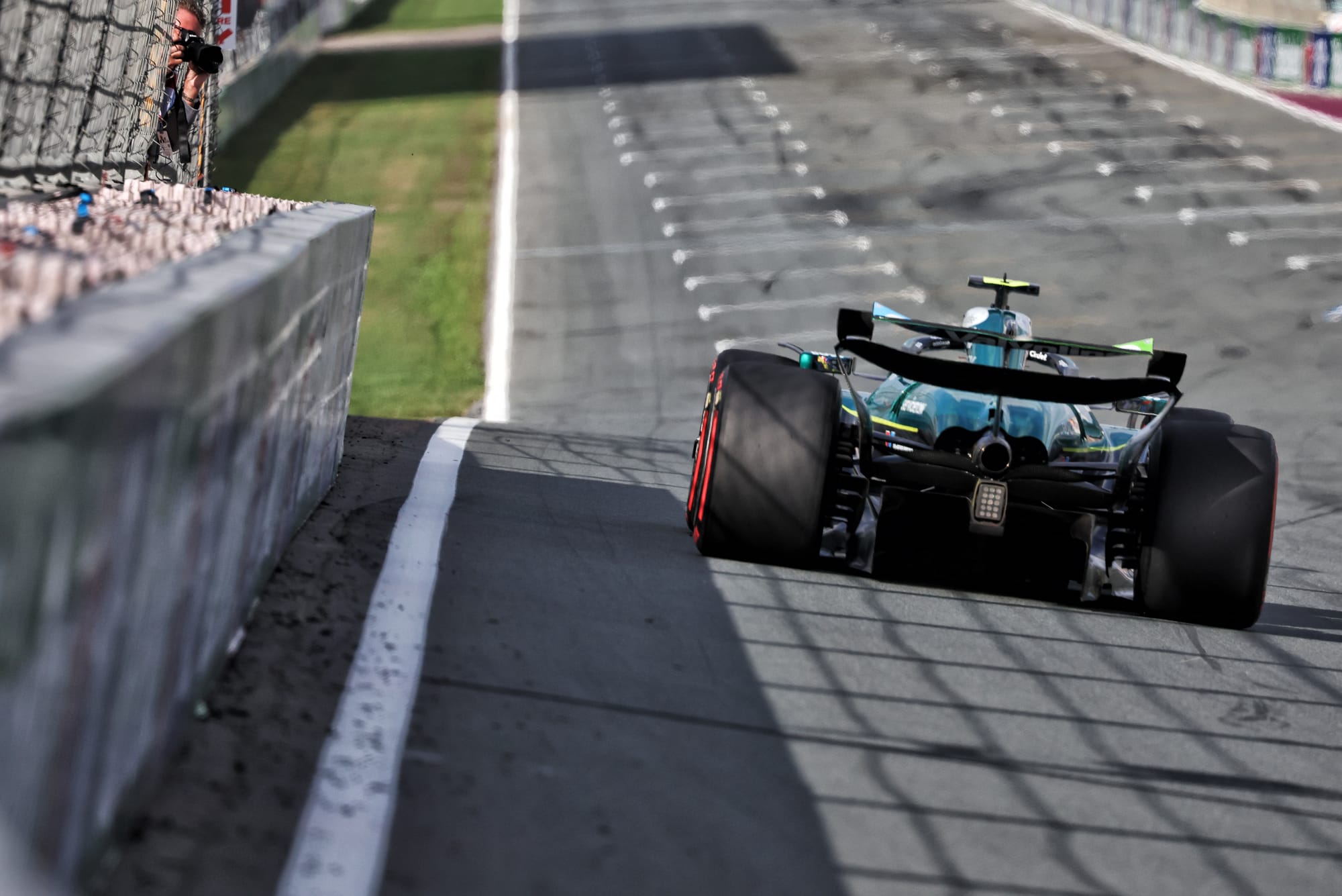 Aston Martin : Nouvel Adversaire de Taille pour McLaren en F1 ?