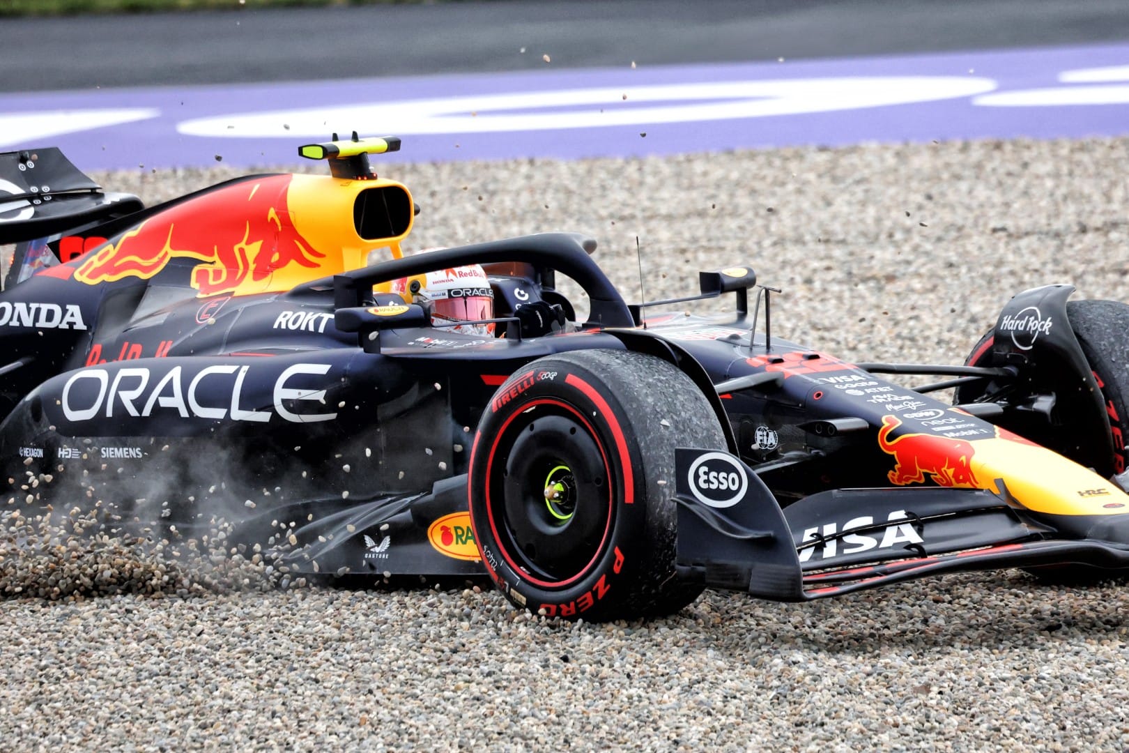 Ce qui a causé les nombreux accidents du vendredi spectaculaire au GP des Pays-Bas