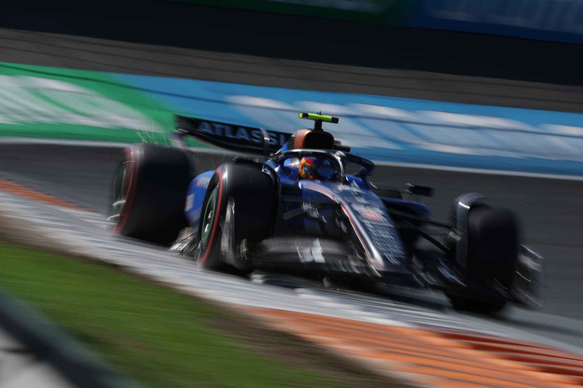 Les jeux de la voie des stands provoquant le chaos en F1