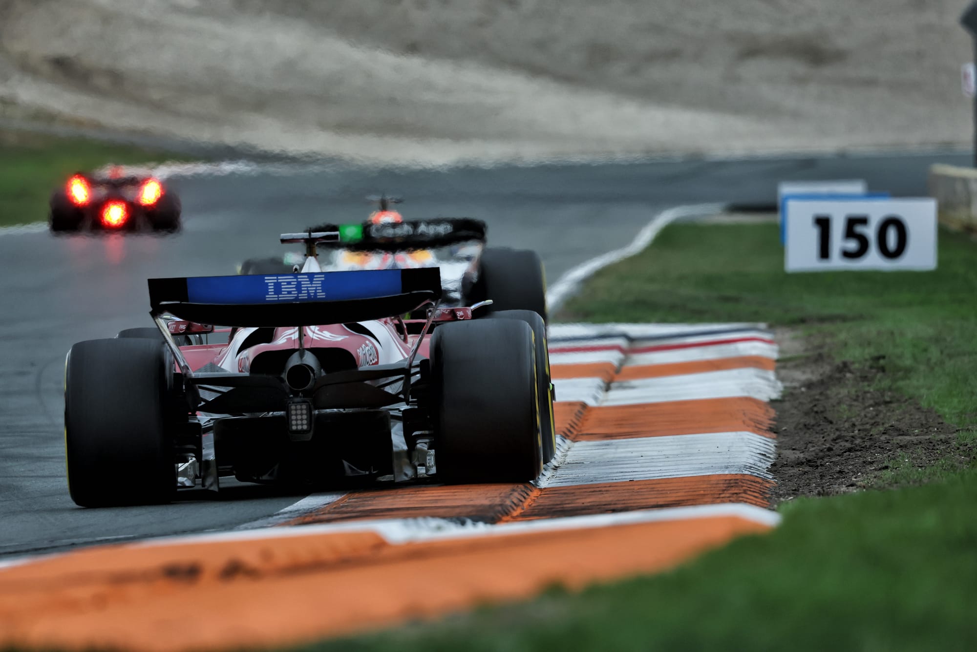 F1 : Le Retour Électrisant des V8, Révolution Verte et Ambitions Futures !