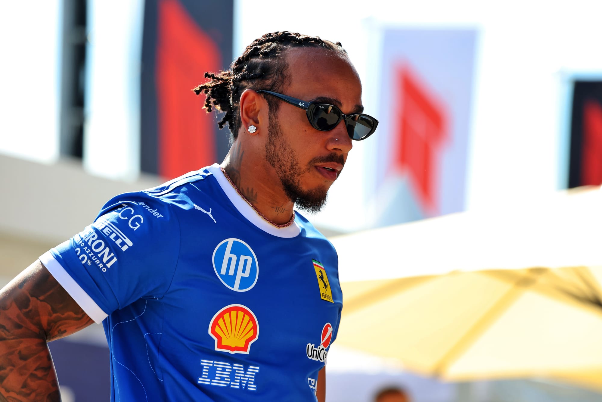 Pénalité sévère à Monza : une année volatile pour Hamilton