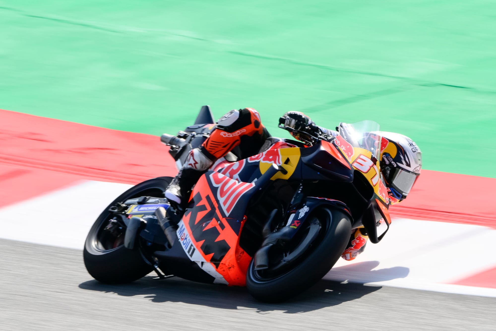 MotoGP Barcelone : Marquez annonce la couleur face à Acosta et la concurrence 🔥