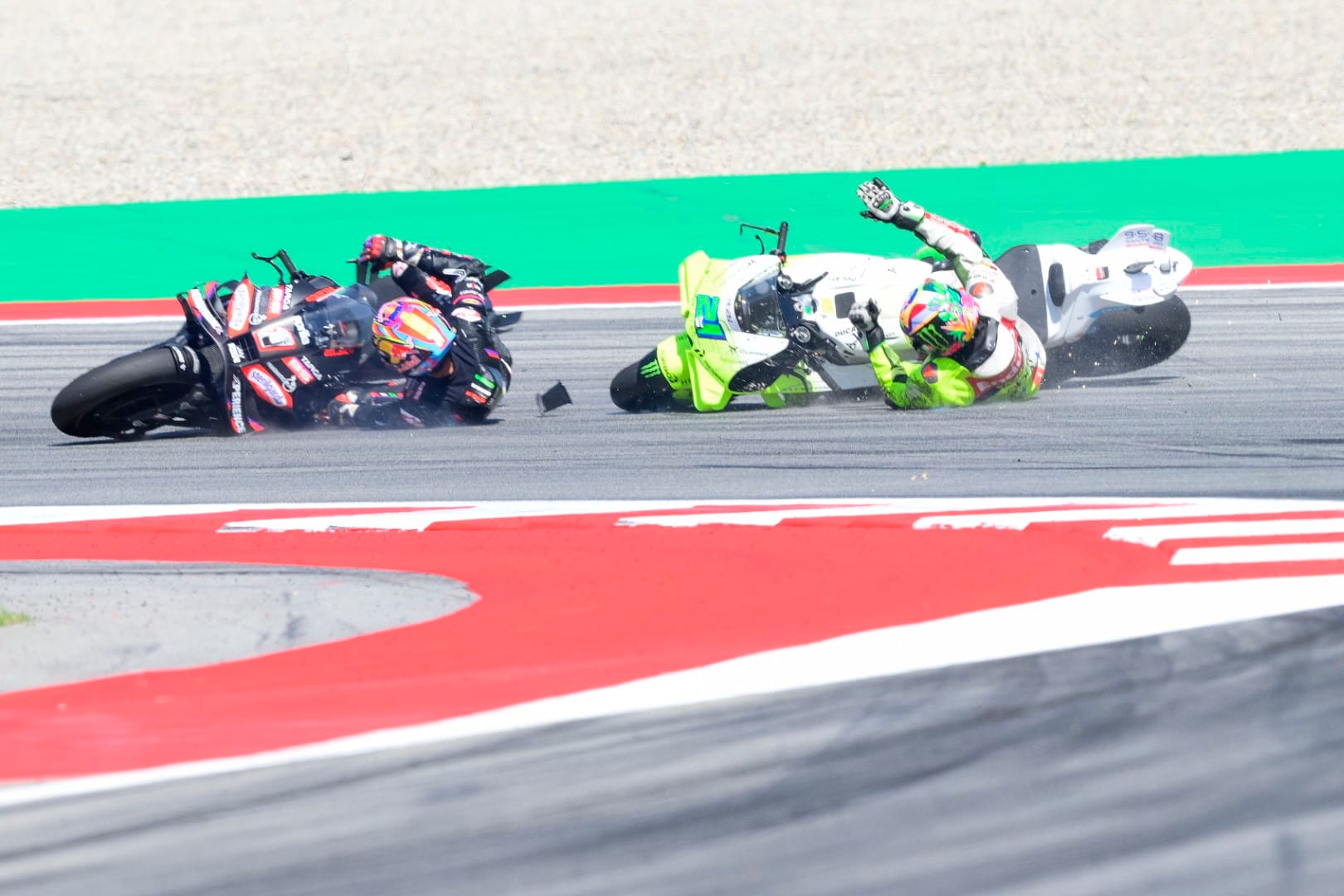 MotoGP : Pourquoi les Sanctions Légères Ne Suffisent Plus 🚦 - La Nécessité d'une Réforme Urgente