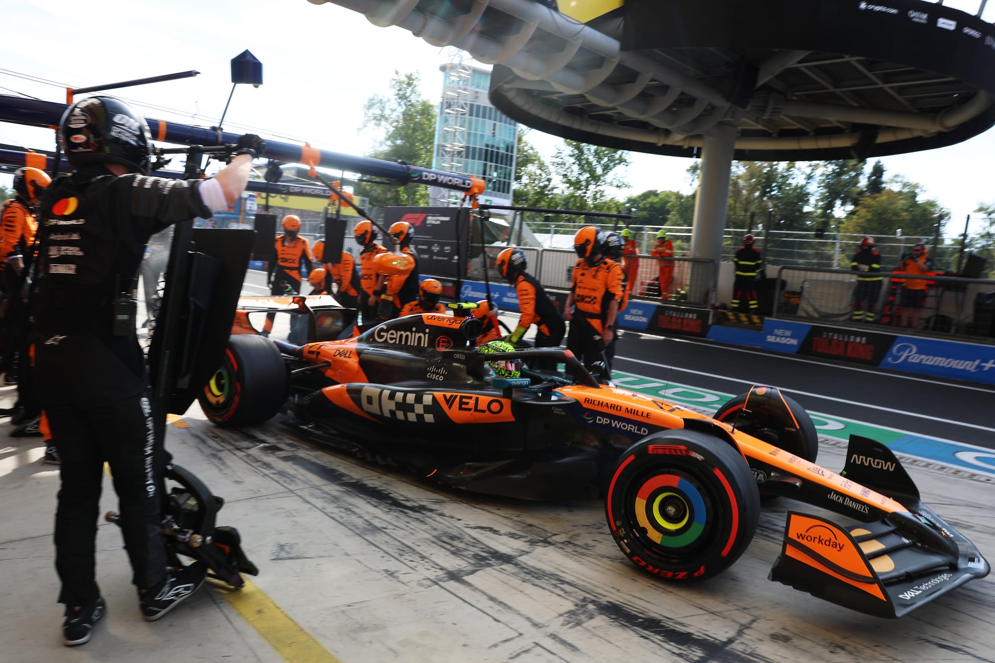 McLaren : Quand la stratégie d’équipe bouleverse la hiérarchie en F1 🏎️