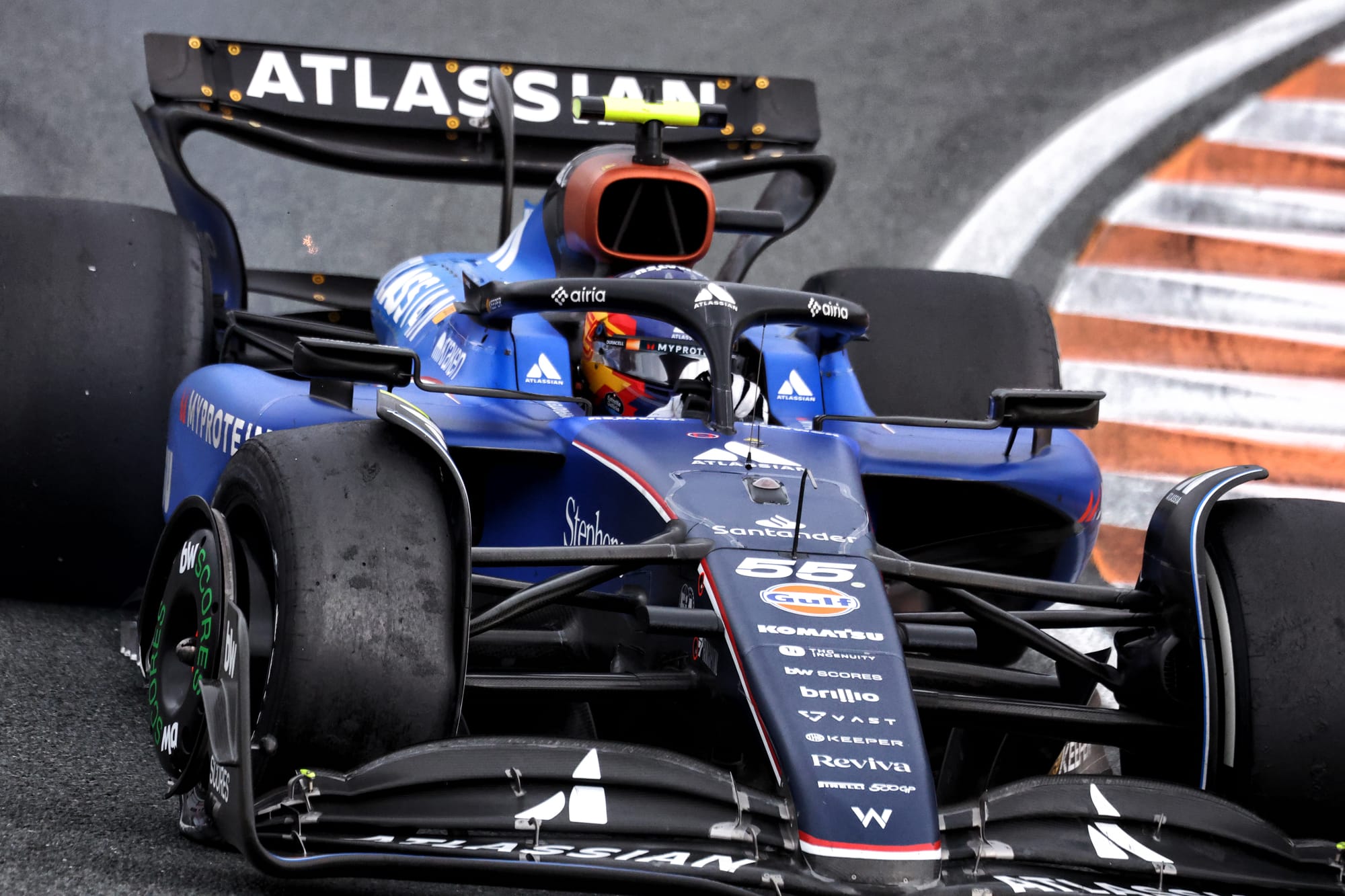 Date fixée pour l'examen du recours Williams contre la pénalité de Sainz