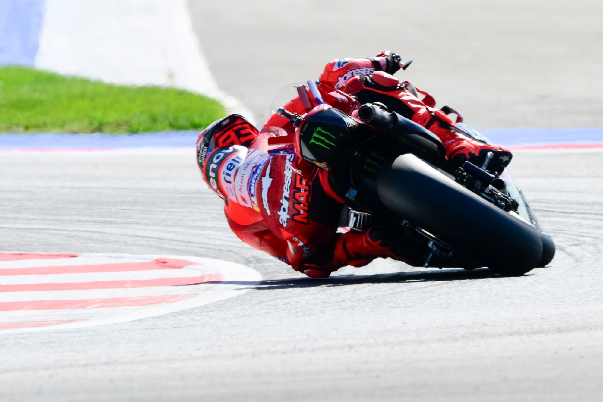 Misano MotoGP : Une qualification incroyablement disputée et riche en rebondissements ! 🏍️🔥