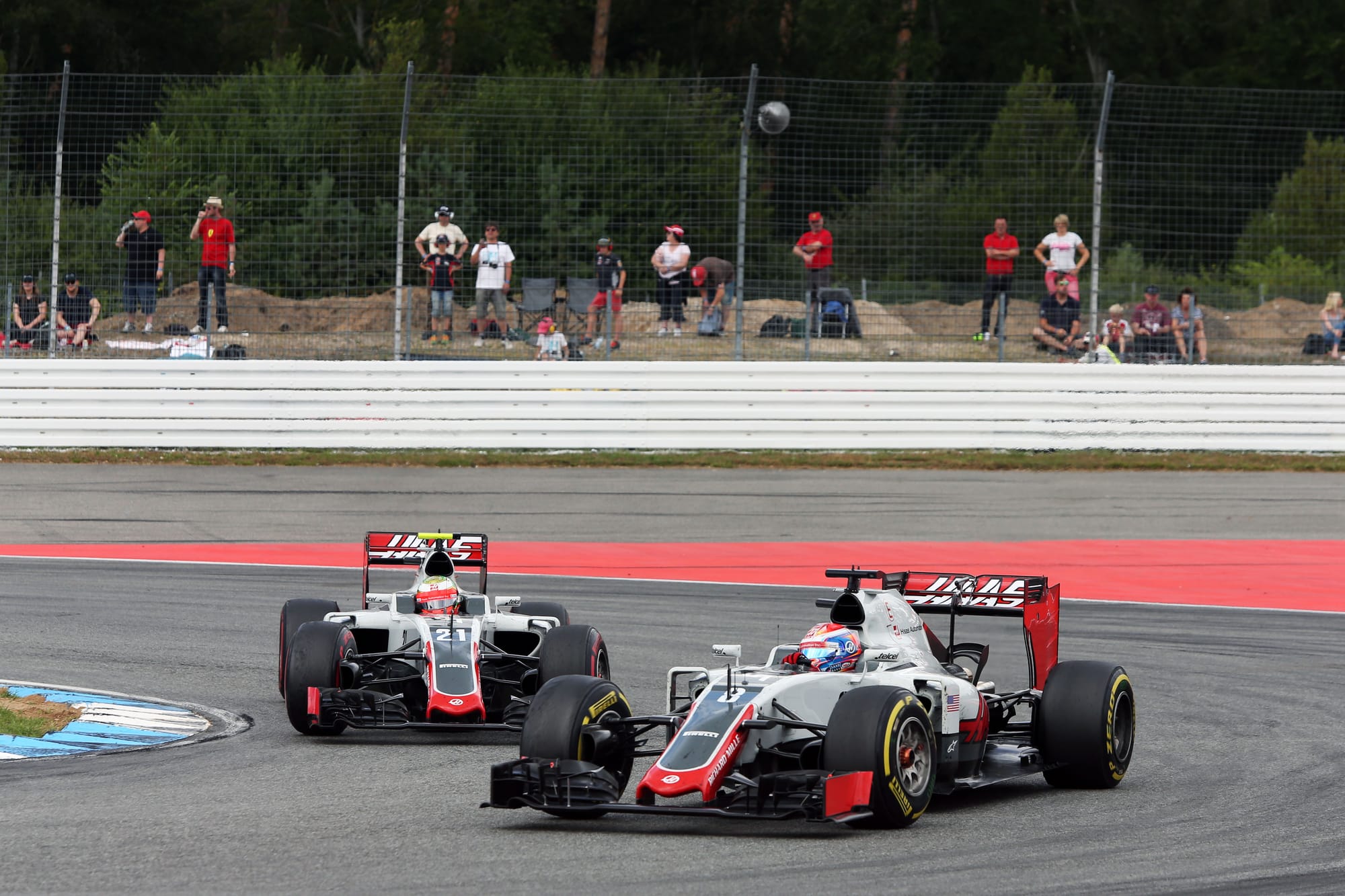 Les meilleurs duos de pilotes pour les nouvelles équipes F1 : Émergence, échecs et coups de génie