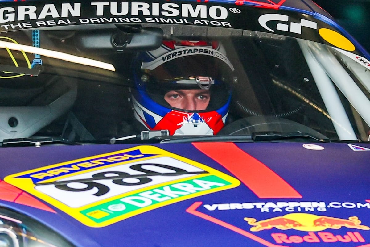 Max Verstappen décroche sa précieuse licence Nordschleife : défi, résilience et passion sur la boucle légendaire ! 🏆