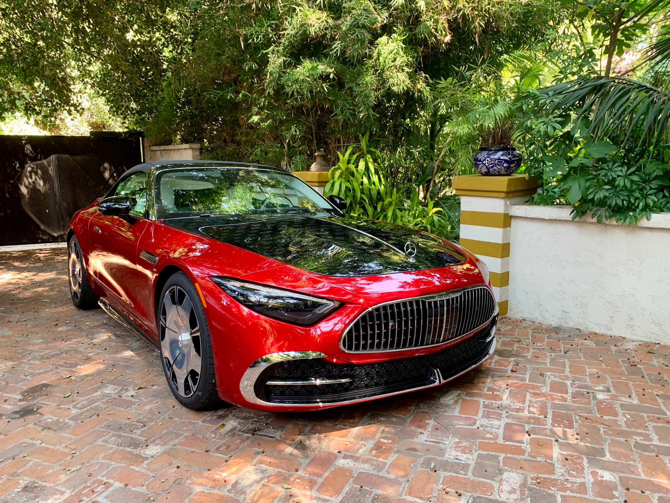 Mercedes-Maybach SL 680 : Le Futur du Luxe Automobile Dévoilé