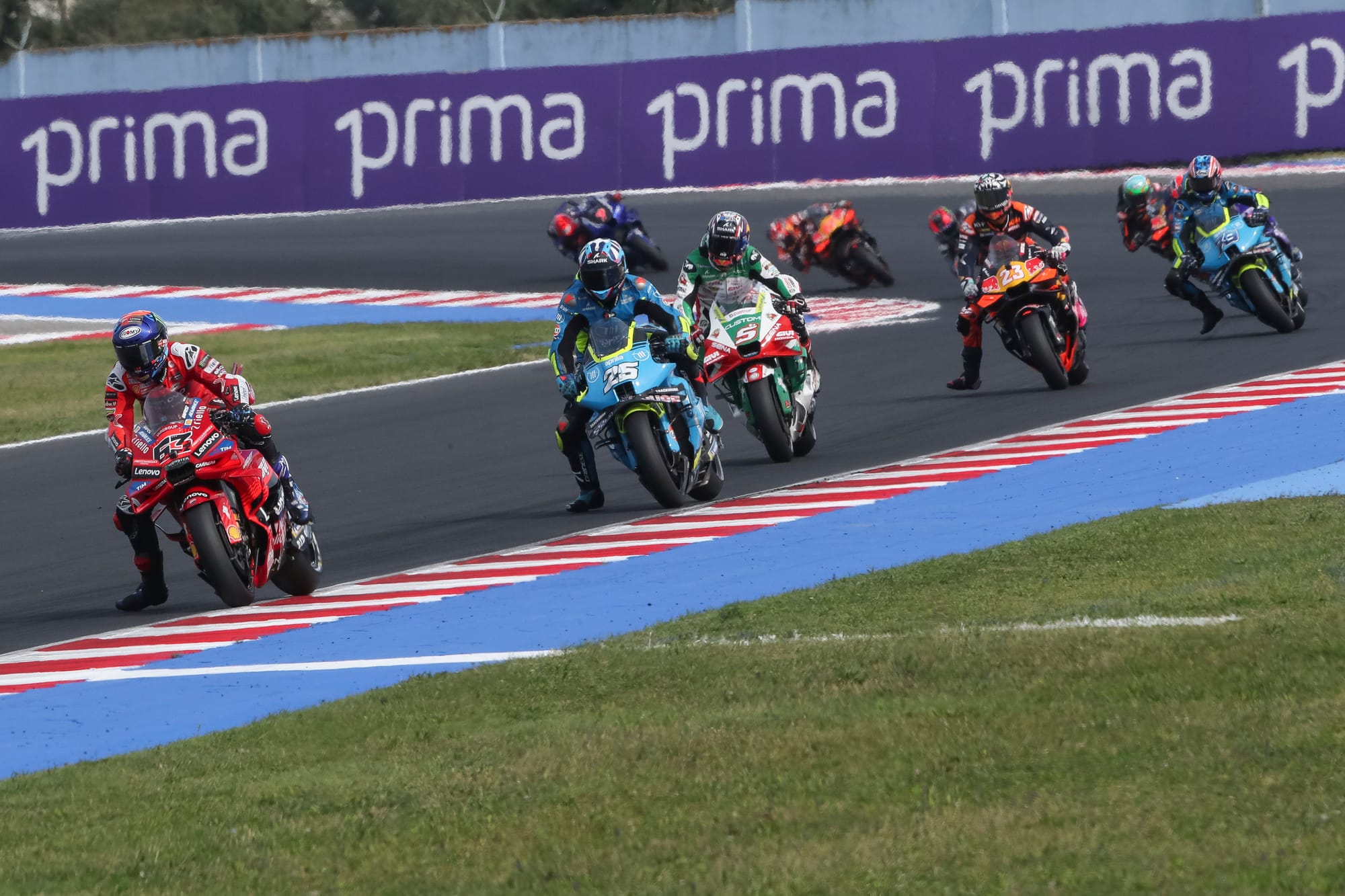 Soit Bagnaia, soit Ducati se trompe sur la crise MotoGP