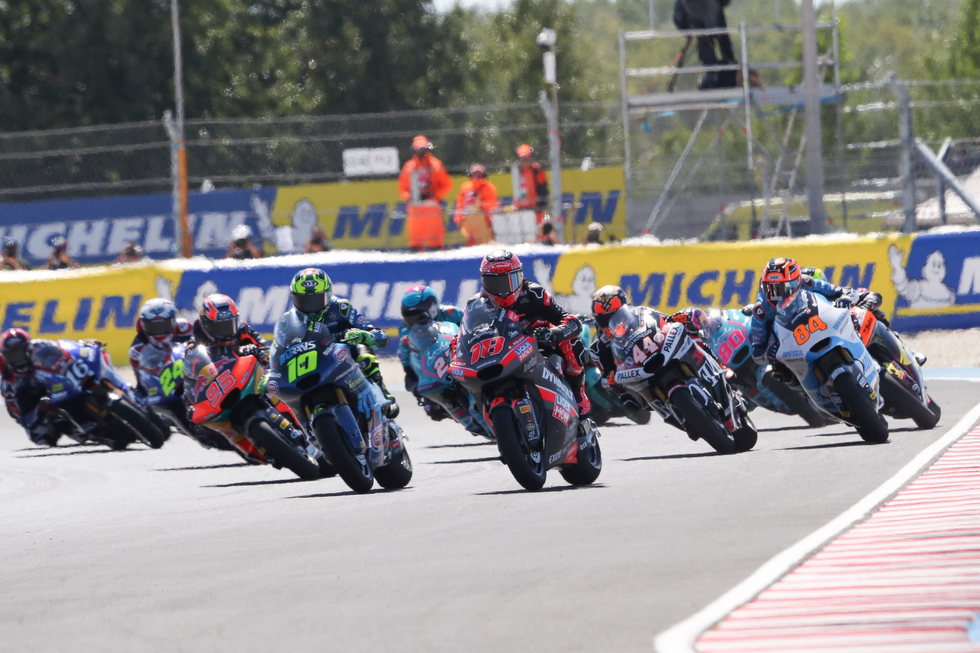 Sept ou neuf fois champion ? La controverse autour des titres de Marc Márquez en MotoGP