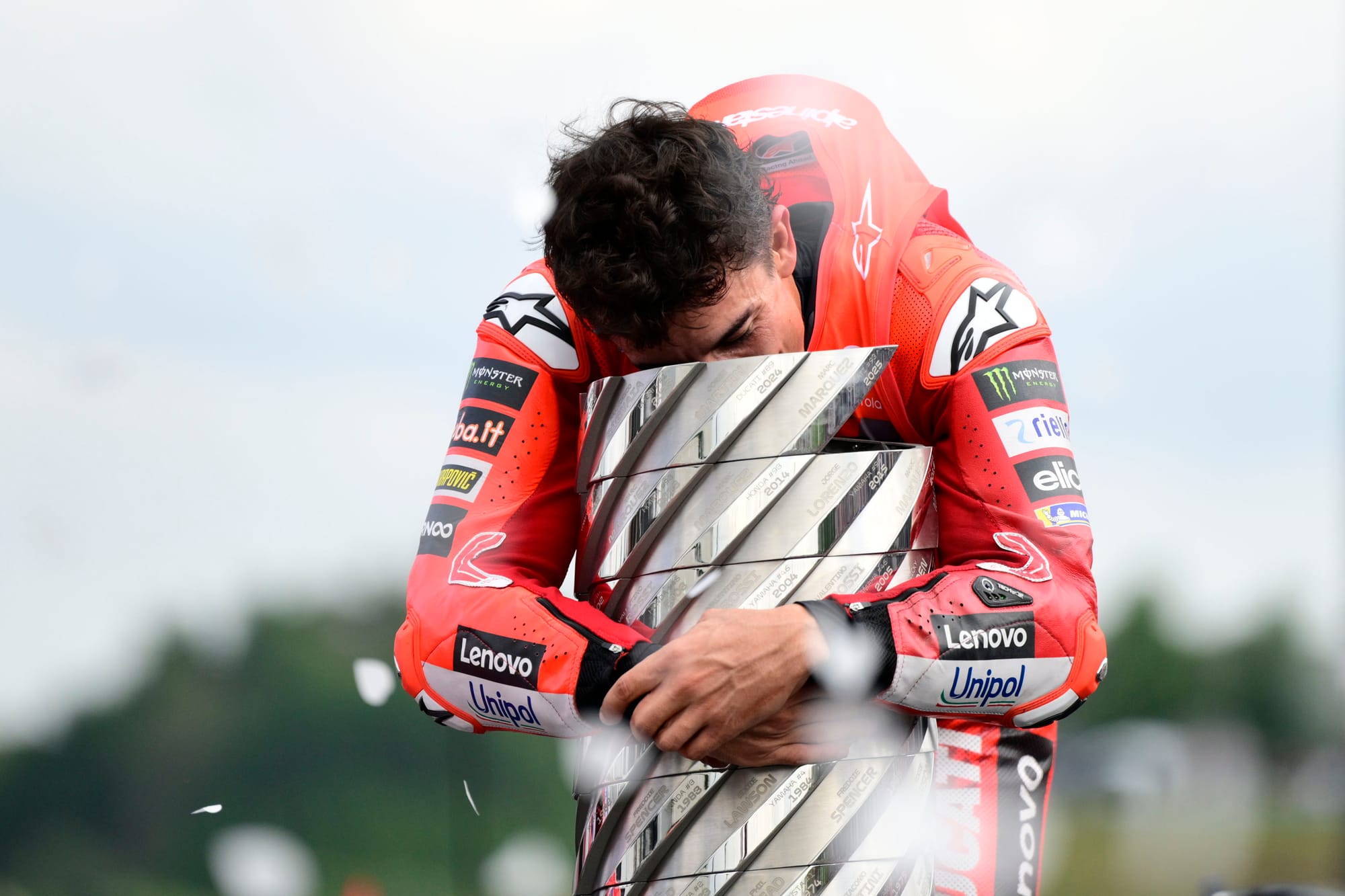 Marc Marquez : La renaissance d’un champion, de la douleur à la domination 🏆