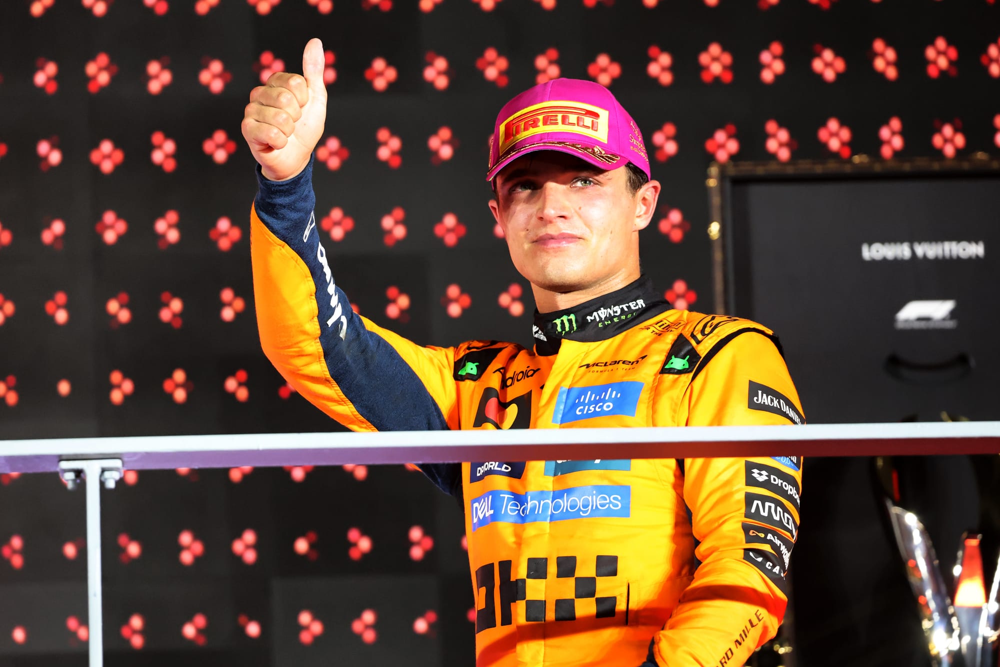 Lando Norris célèbre sa victoire personnelle à Singapour