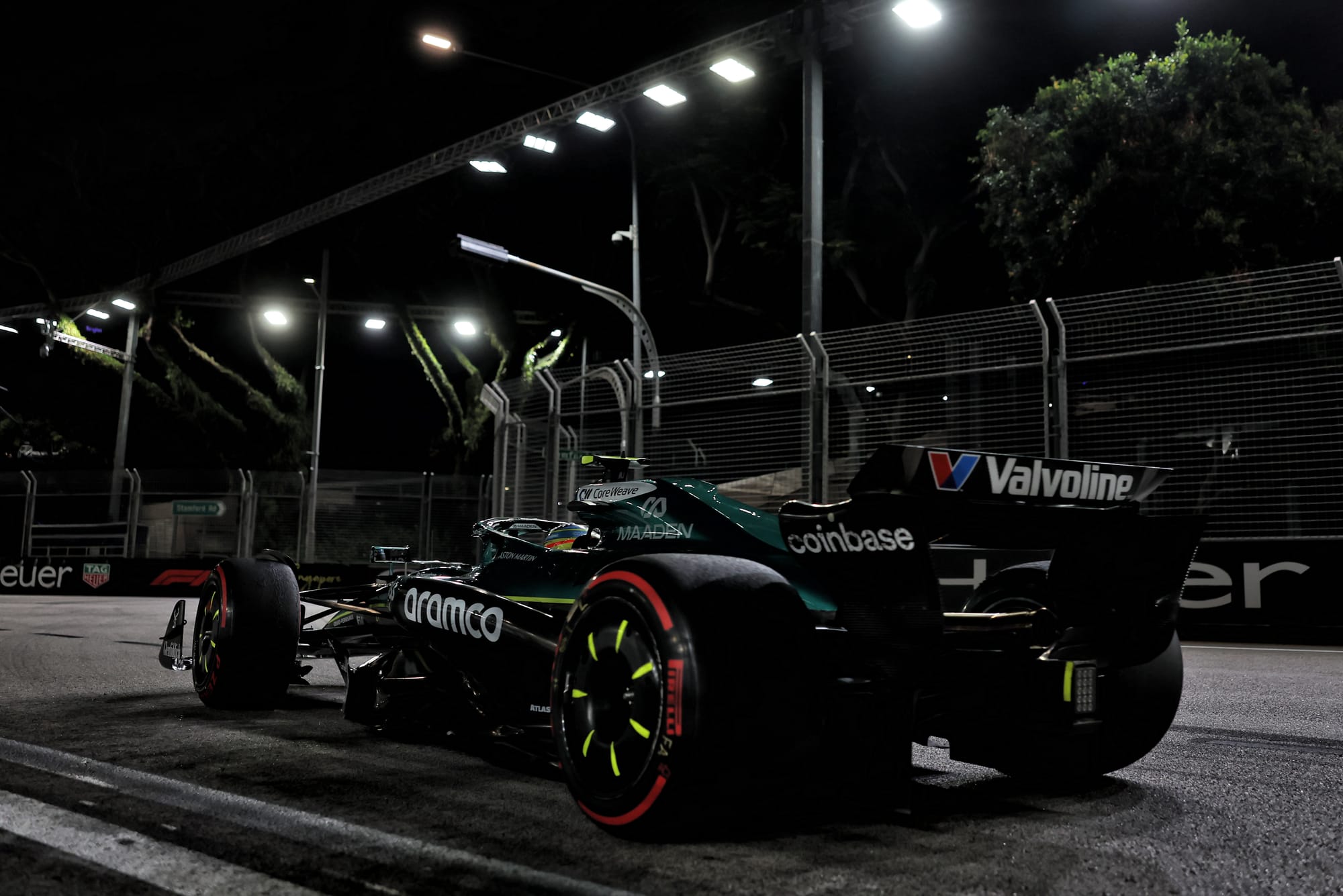 Fernando Alonso déterminé pendant le GP à Singapour