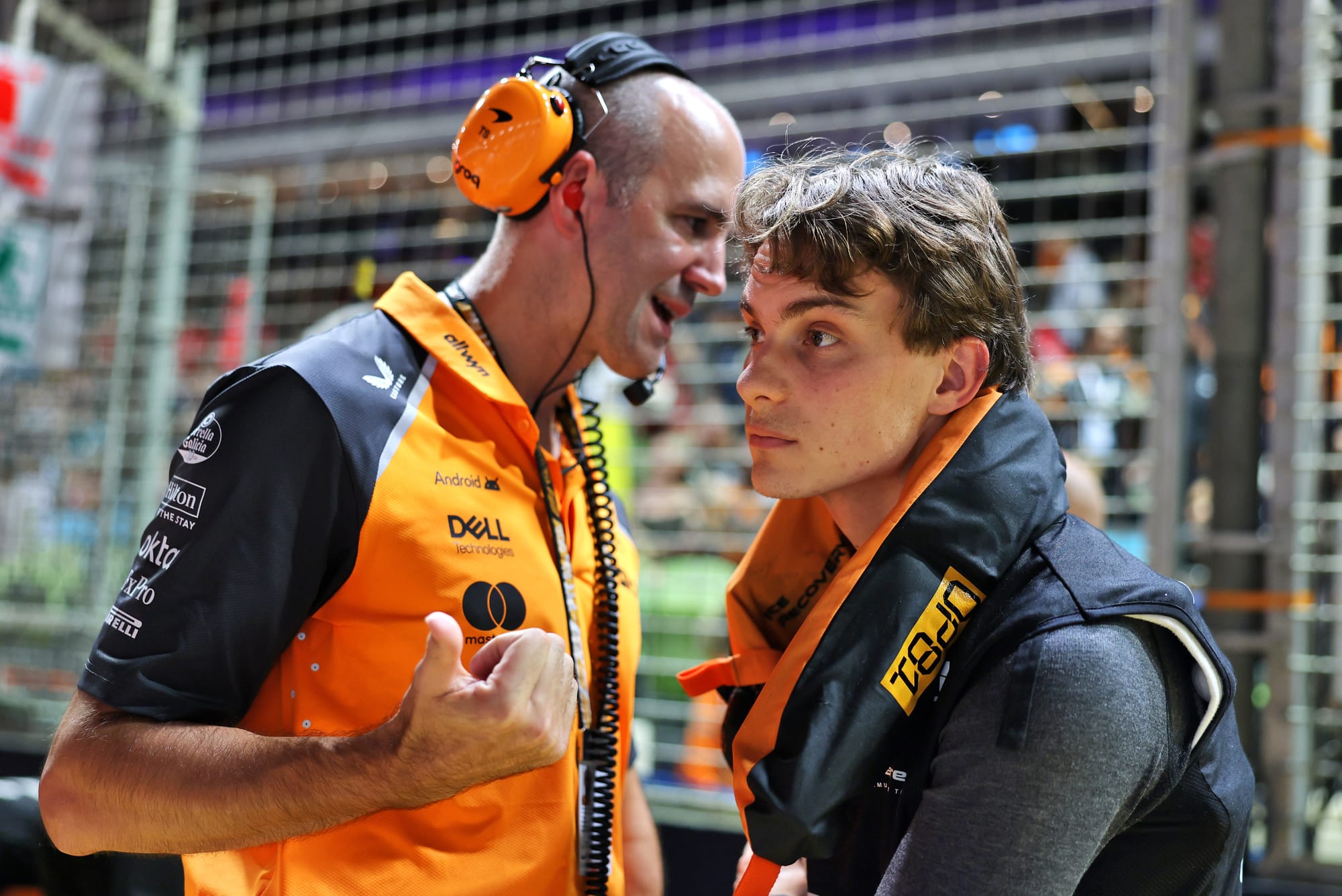 Oscars Piastri et Lando Norris : Tension, Fair-Play et Stratégie chez McLaren à Singapour 🏁