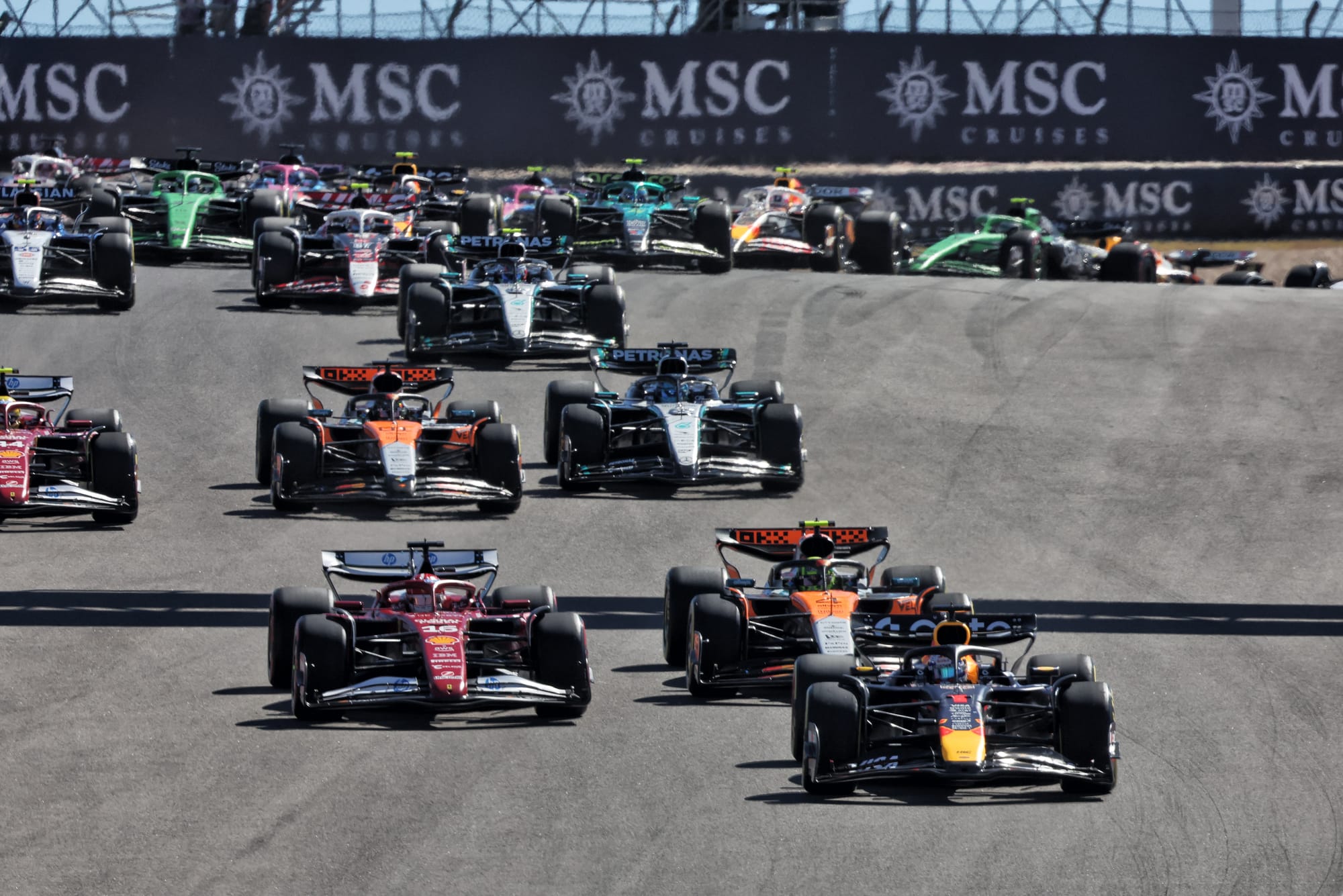 Bilan Complet du Grand Prix F1 des États-Unis 2025 : Analyse, Points Clés et Enjeux du Championnat