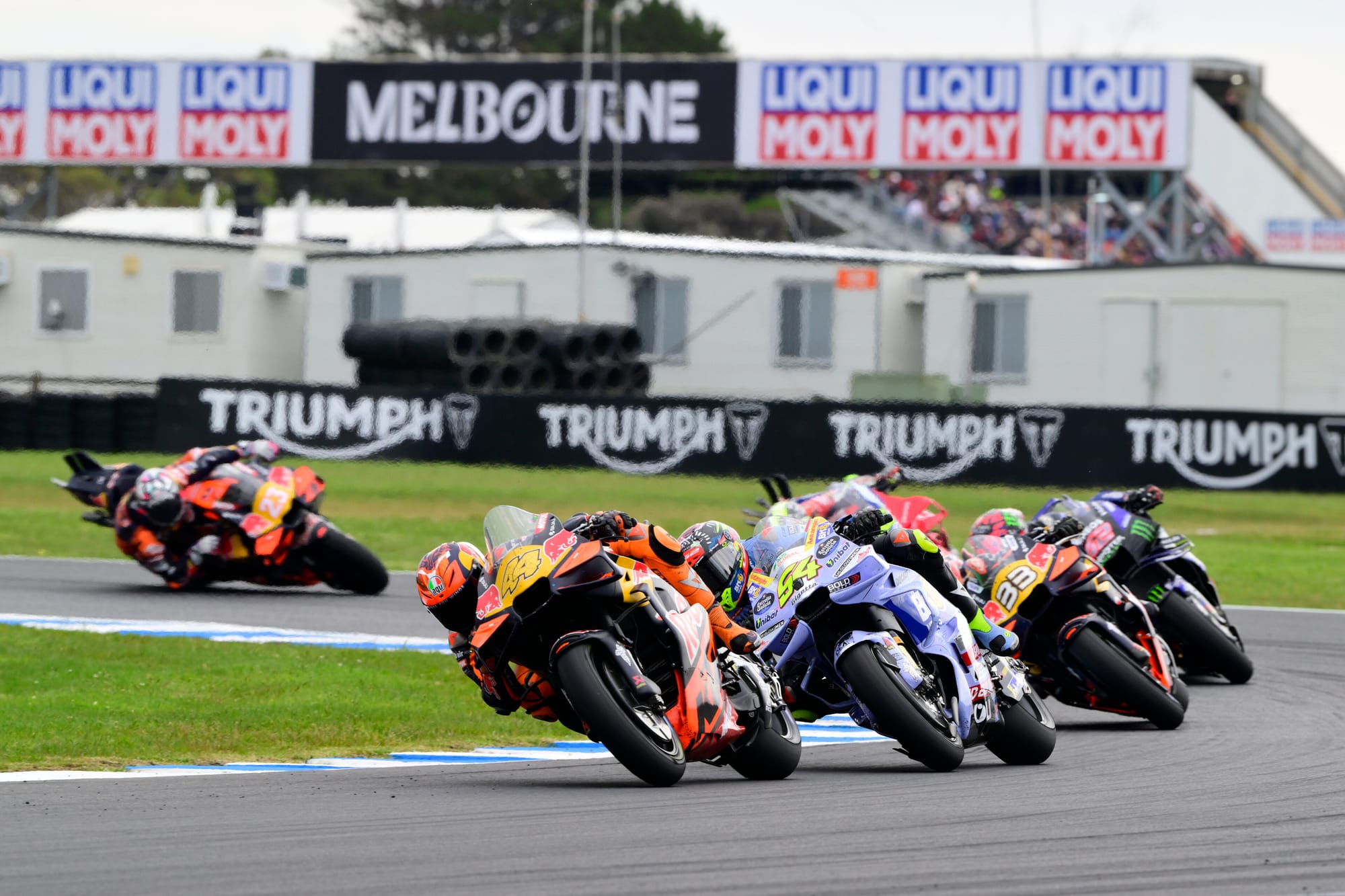 Pol Espargaro : Le Pilote Surprise Qui Bouleverse la Hiérarchie de KTM MotoGP