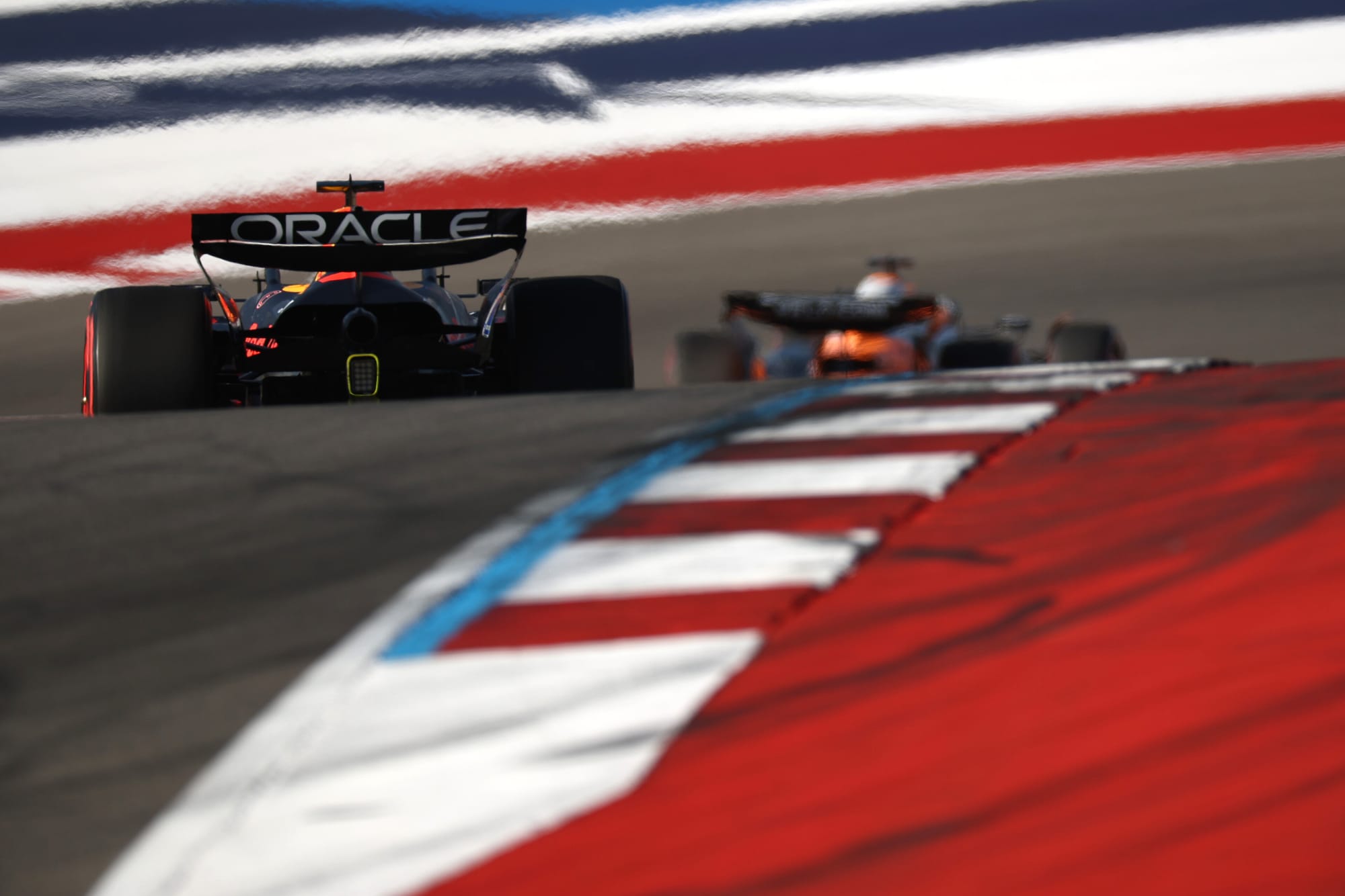 Qui a vraiment la main sur le duel explosif Verstappen-McLaren pour le titre F1 ?