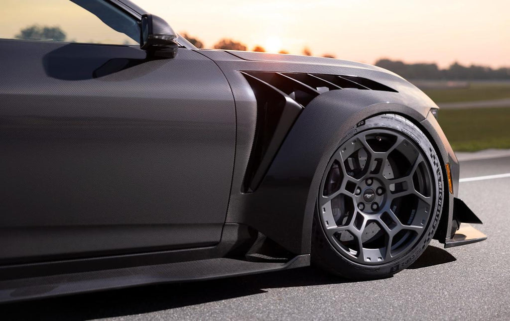 FORD MUSTANG GTD LIQUID CARBON IS A SUPERCAR IN DISGUISE WITH RAW CARBON FIBER APPEAL