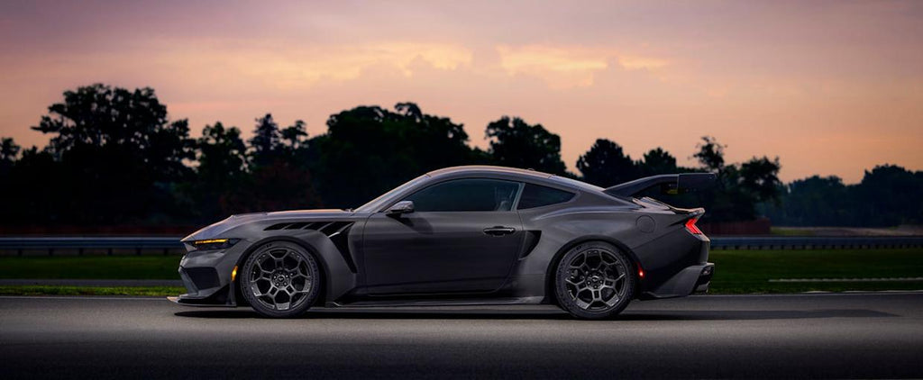 FORD MUSTANG GTD LIQUID CARBON IS A SUPERCAR IN DISGUISE WITH RAW CARBON FIBER APPEAL