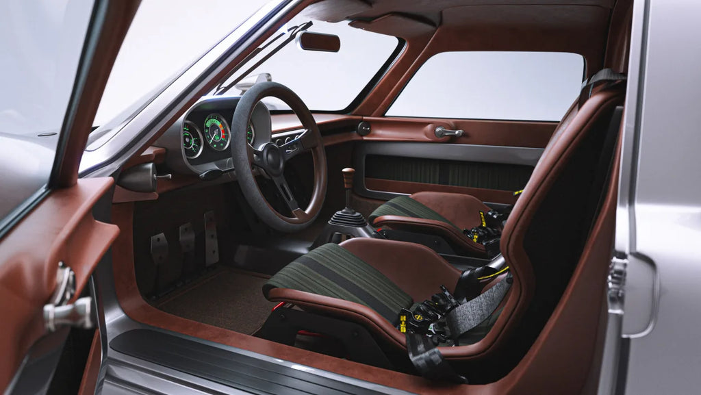 AERFAL AUTOMOTIVE BREATHES LIFE INTO THE PORSCHE 904 WITH THE Ă94 RESTOMOD